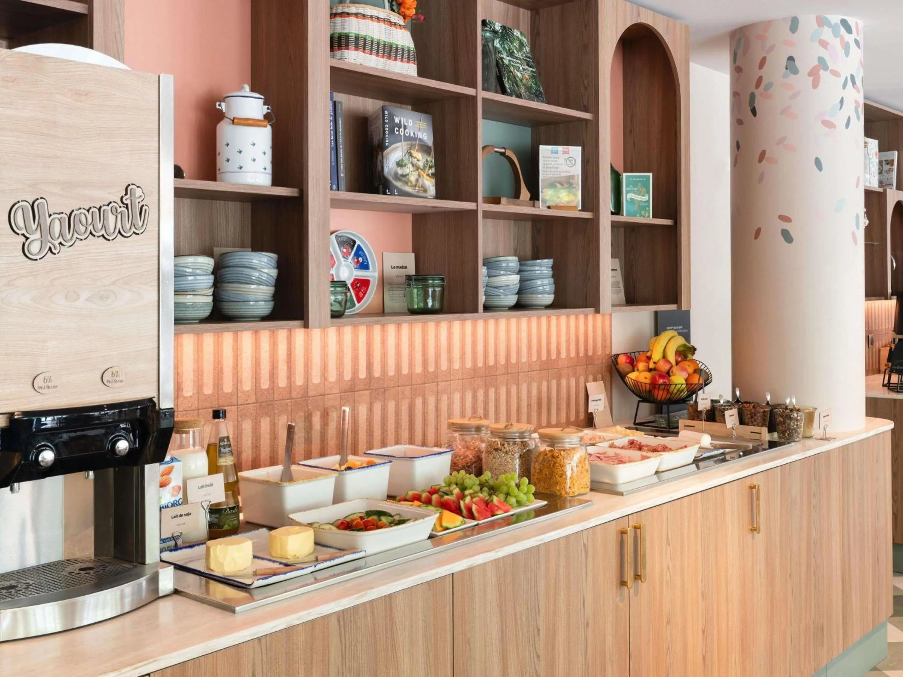 Breakfast in ibis Marne La Vallée Val d'Europe