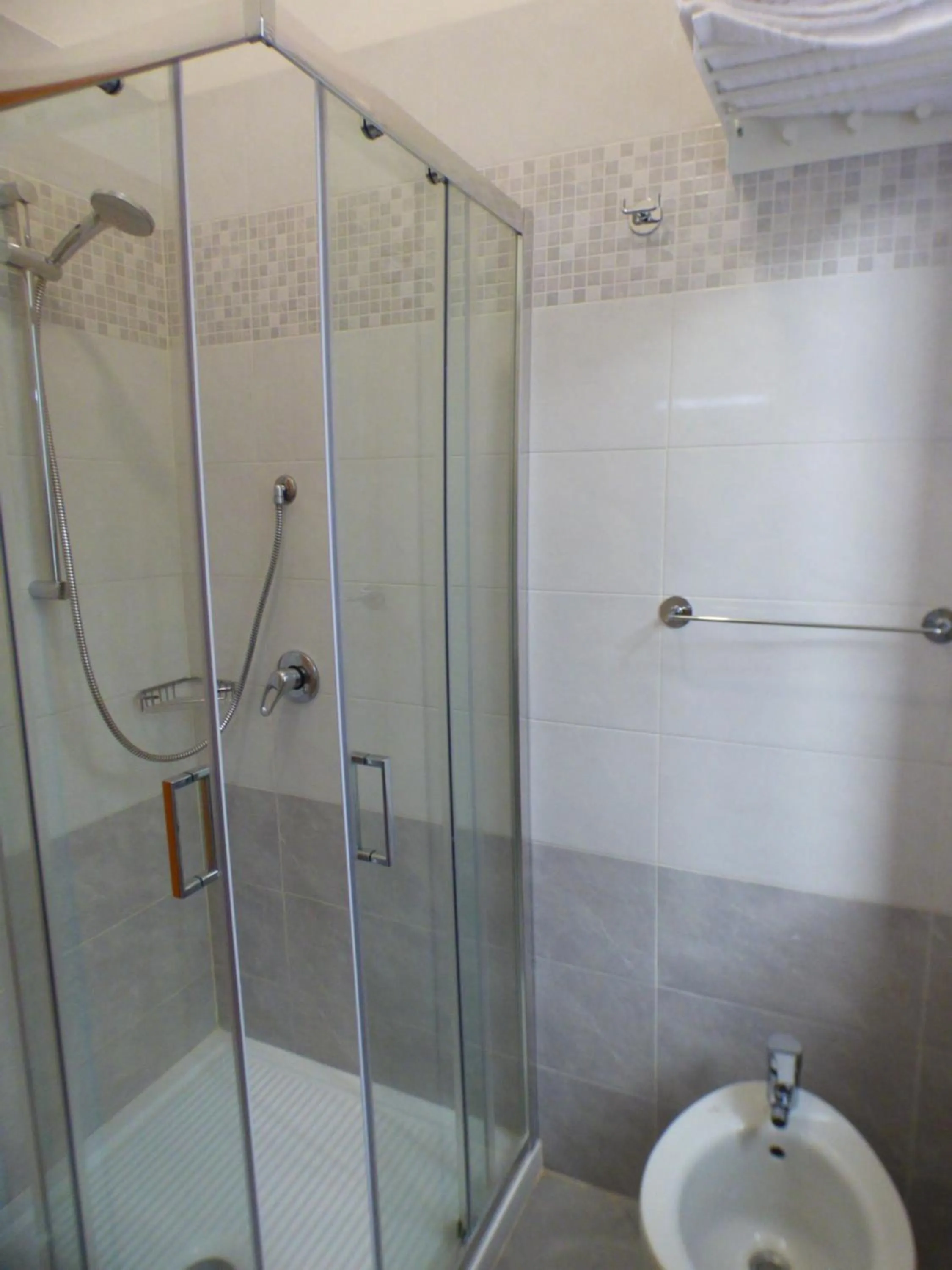 Bathroom in Ghiacci Vecchi Residence