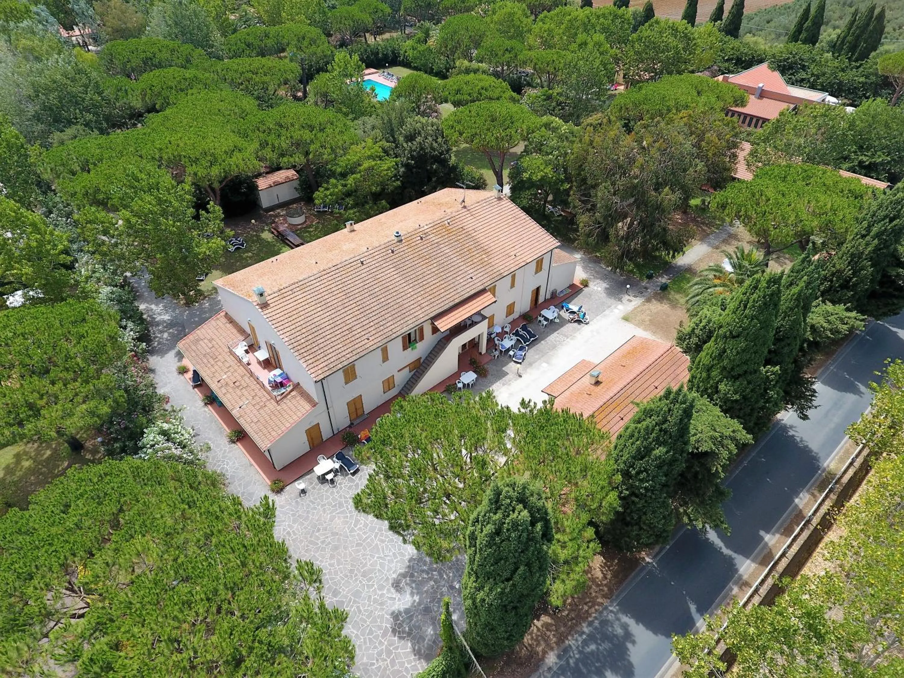 Property building in Ghiacci Vecchi Residence