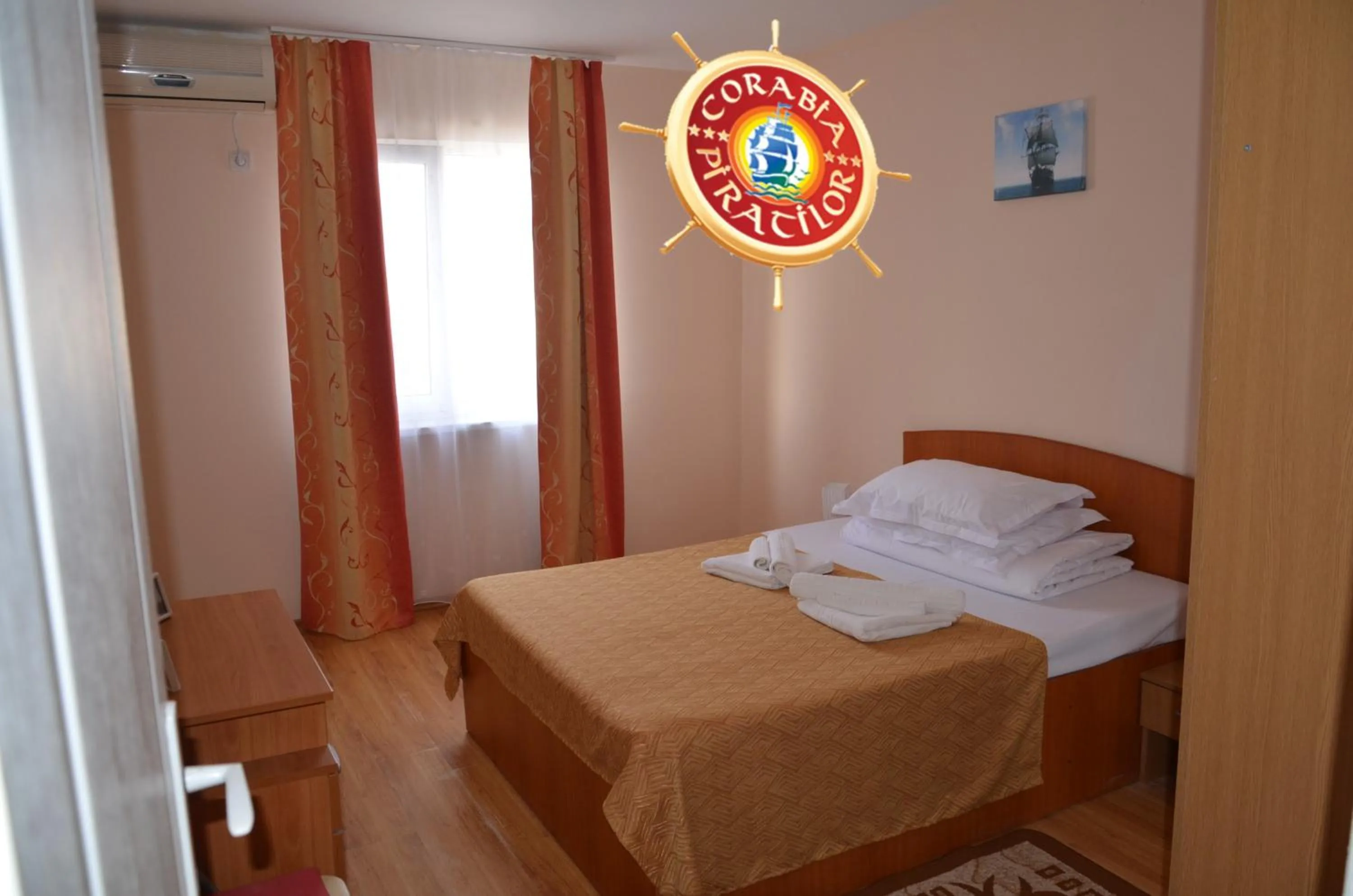 Bed in Club de Vacanta Corabia Piratilor - Family Resort Mamaia Nord
