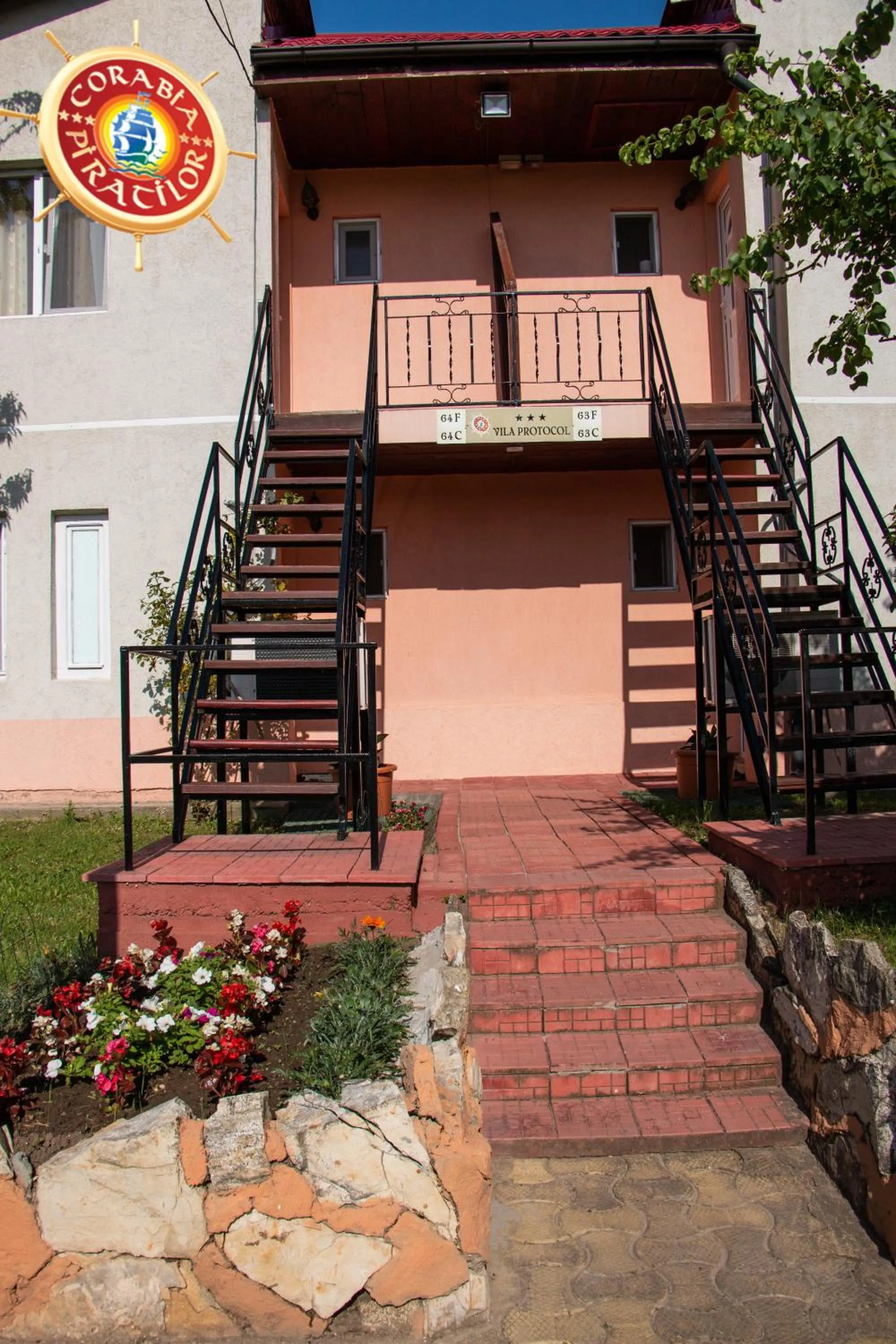 Property building in Club de Vacanta Corabia Piratilor - Family Resort Mamaia Nord