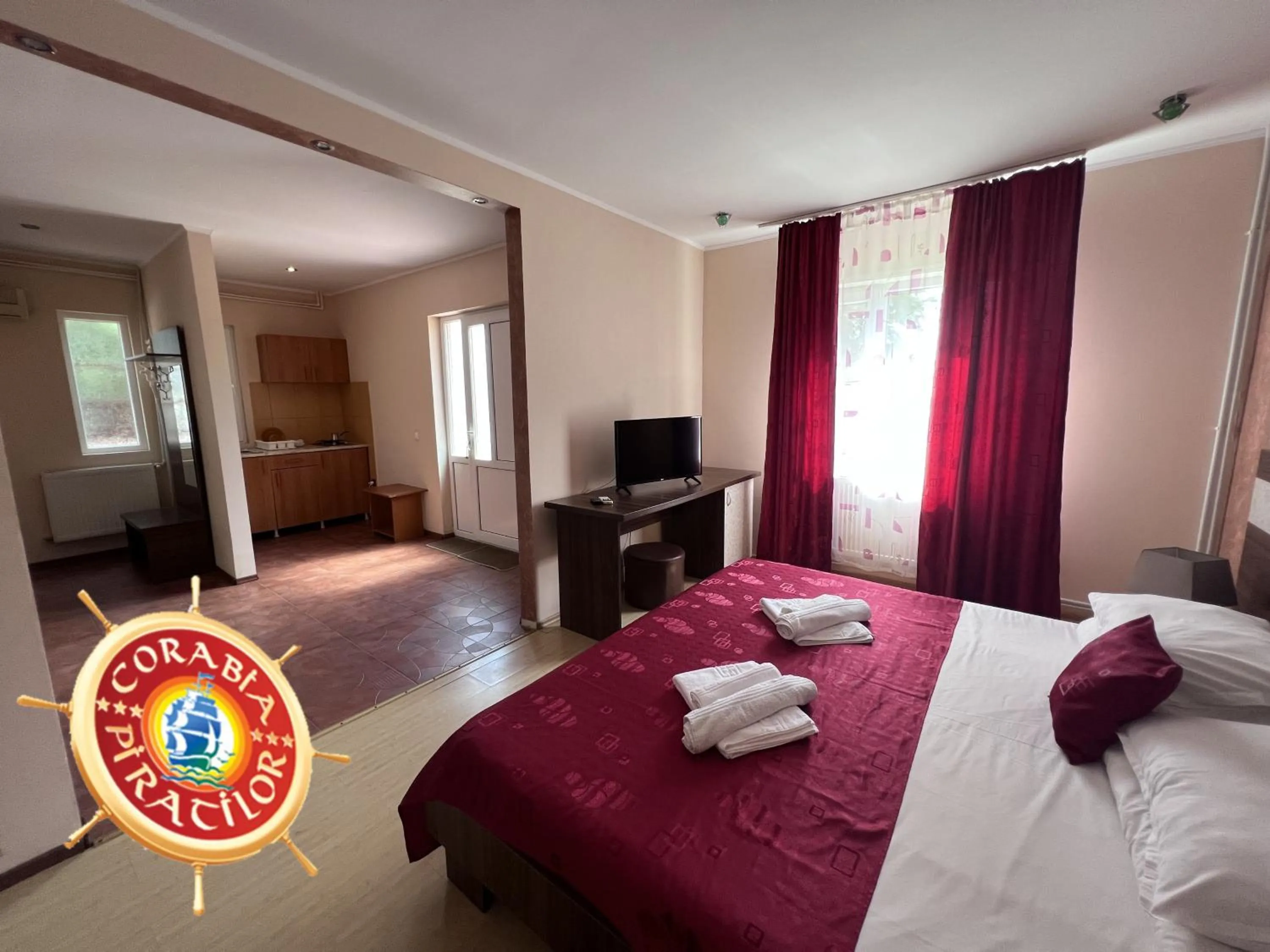 Living room, Bed in Club de Vacanta Corabia Piratilor - Family Resort Mamaia Nord