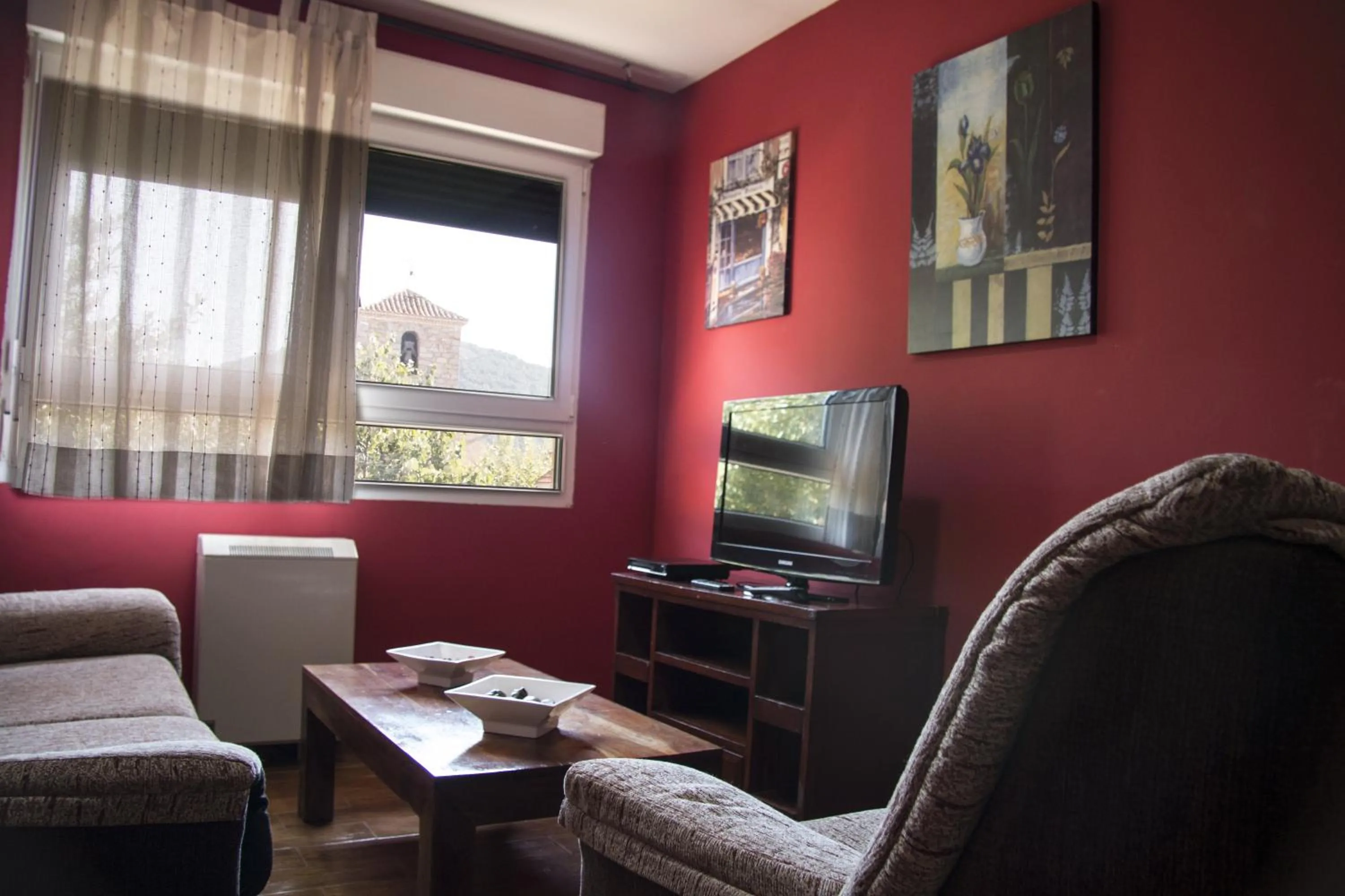 TV and multimedia in Apartahotel Rural CollaRubio Luxury