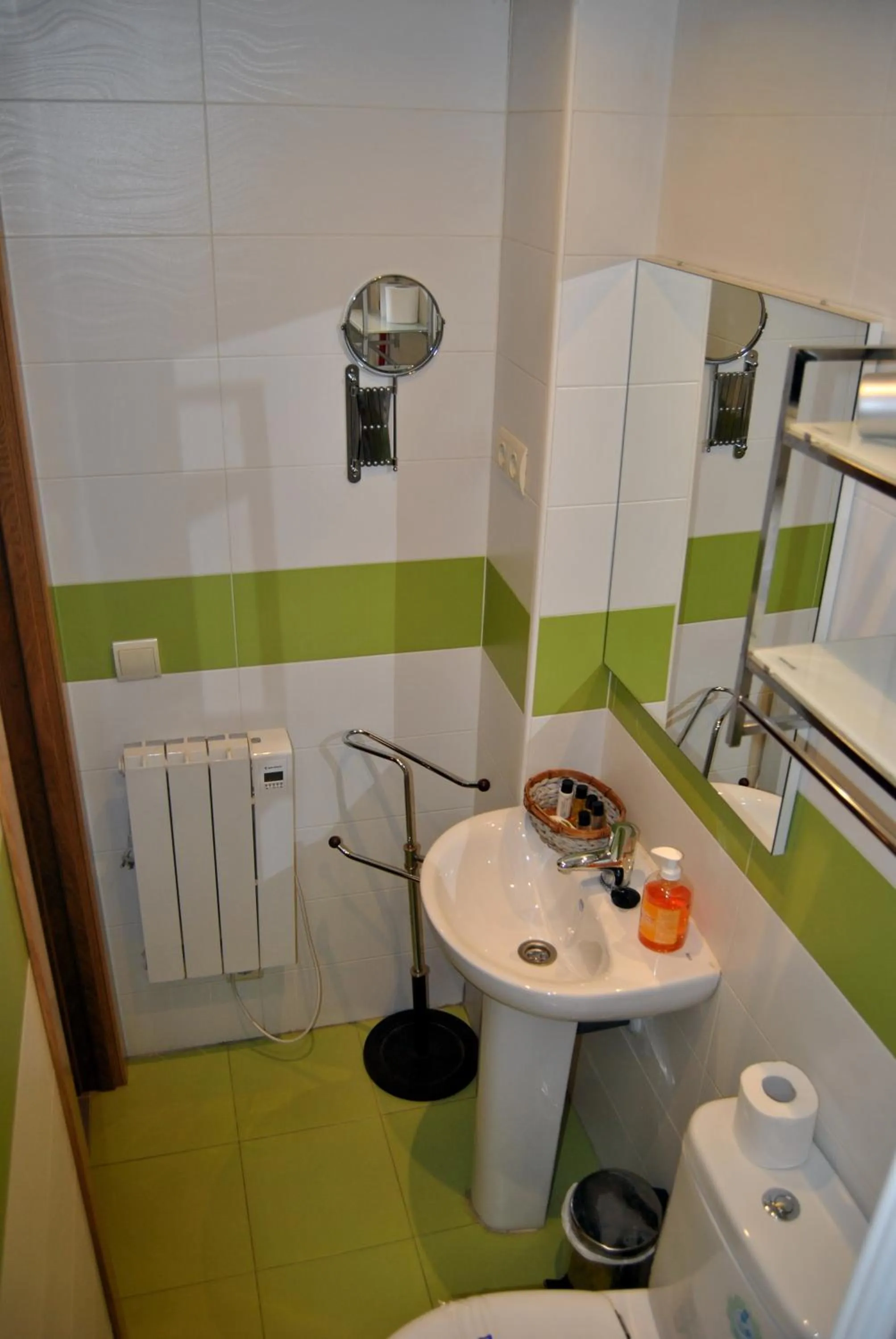 Bathroom in Apartahotel Rural CollaRubio Luxury