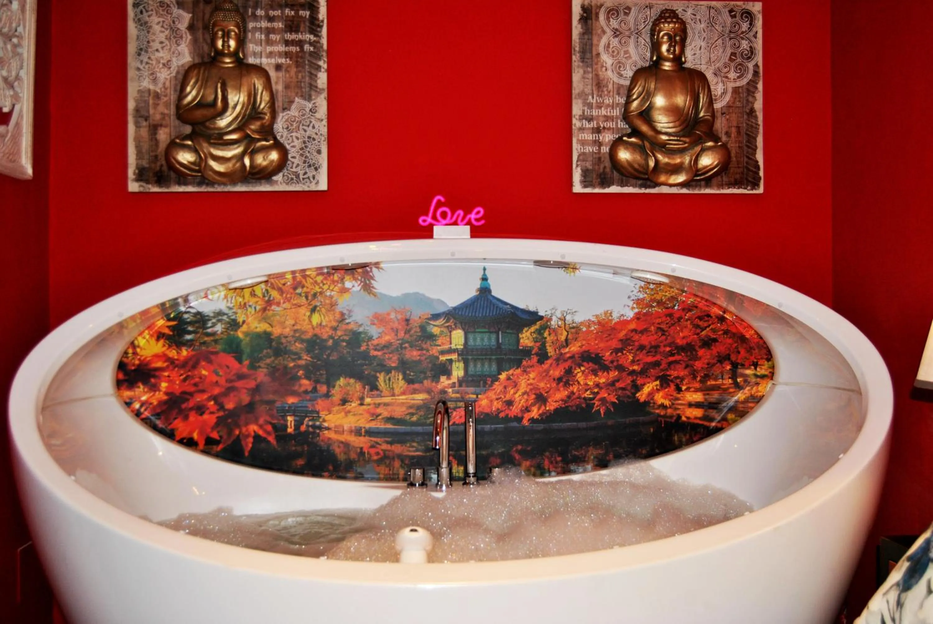 Hot Tub in Apartahotel Rural CollaRubio Luxury