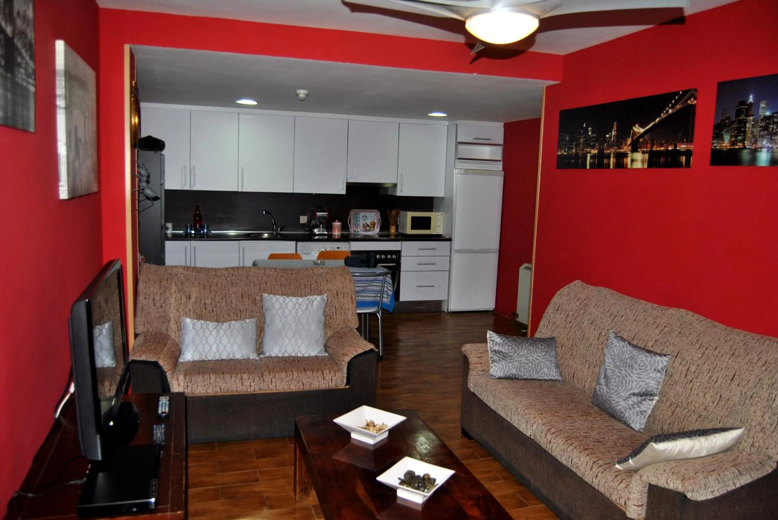 Kitchen or kitchenette in Apartahotel Rural CollaRubio Luxury