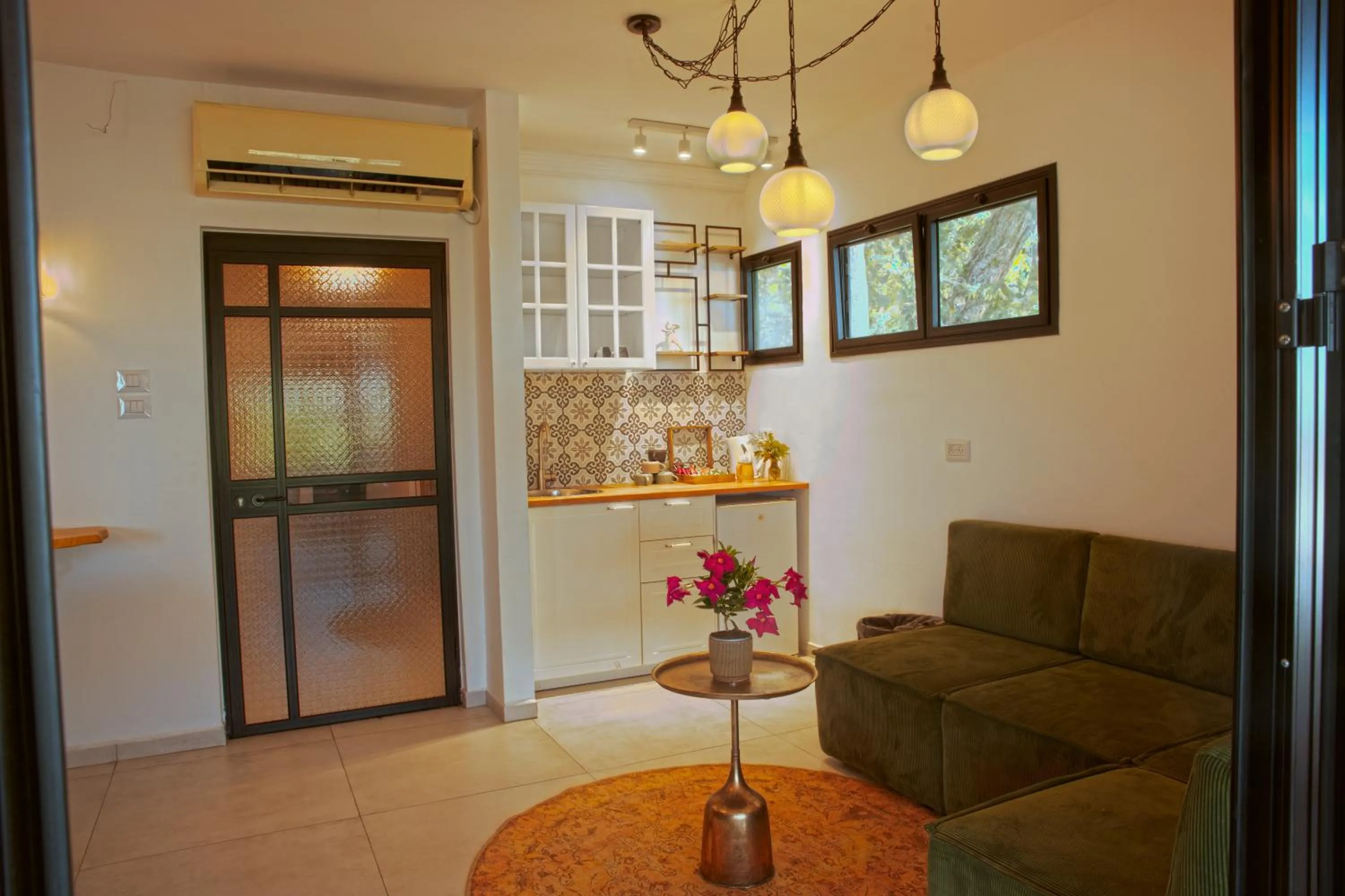 Kitchen or kitchenette in Neve Shalom Hotel