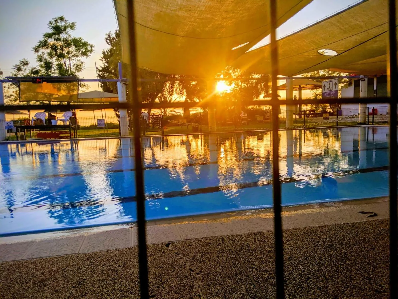 Swimming pool in Neve Shalom Hotel