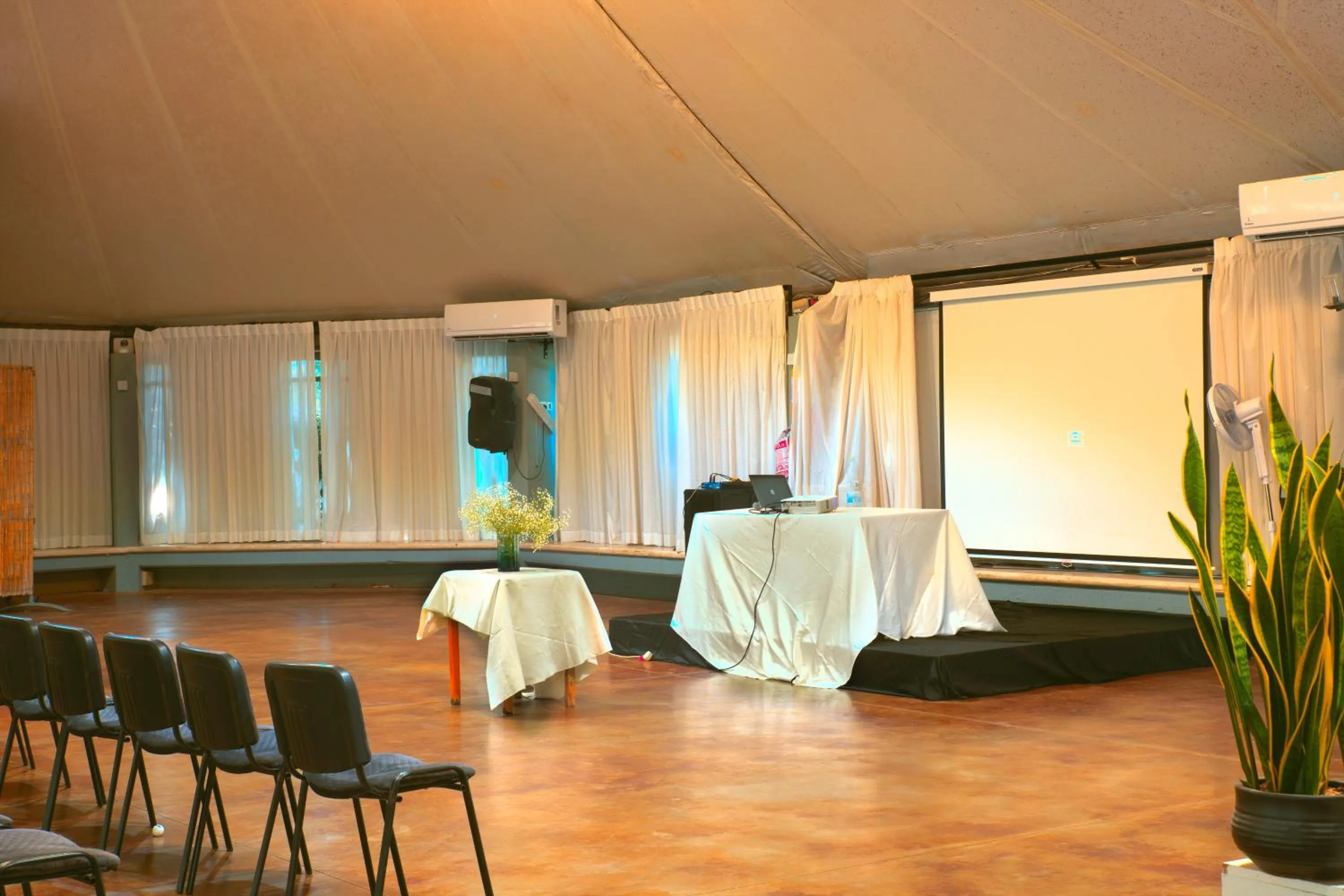 Meeting/conference room in Neve Shalom Hotel