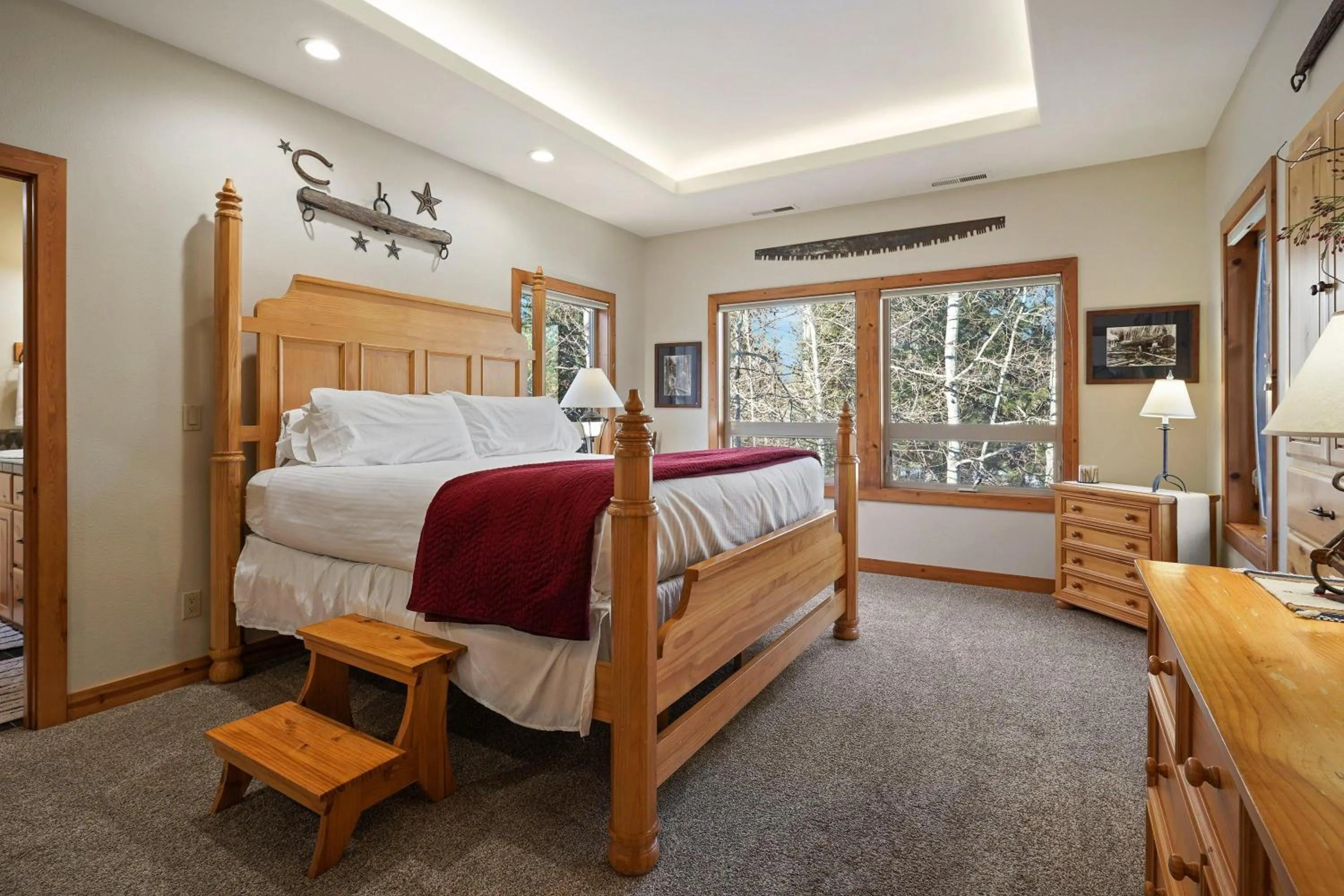 Bed in 11 Vine Maple