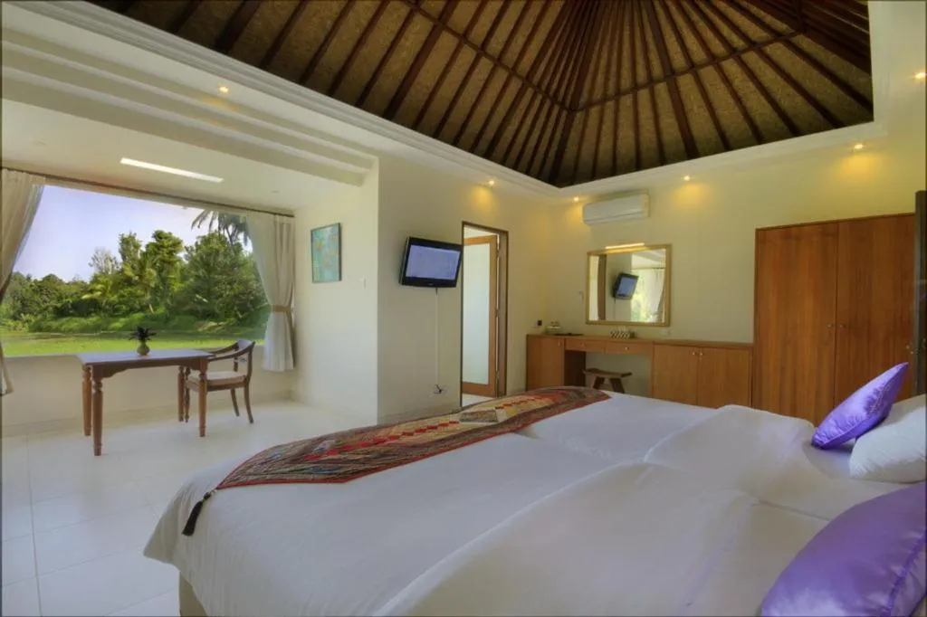 View (from property/room), Bed in Cempaka Belimbing Villa