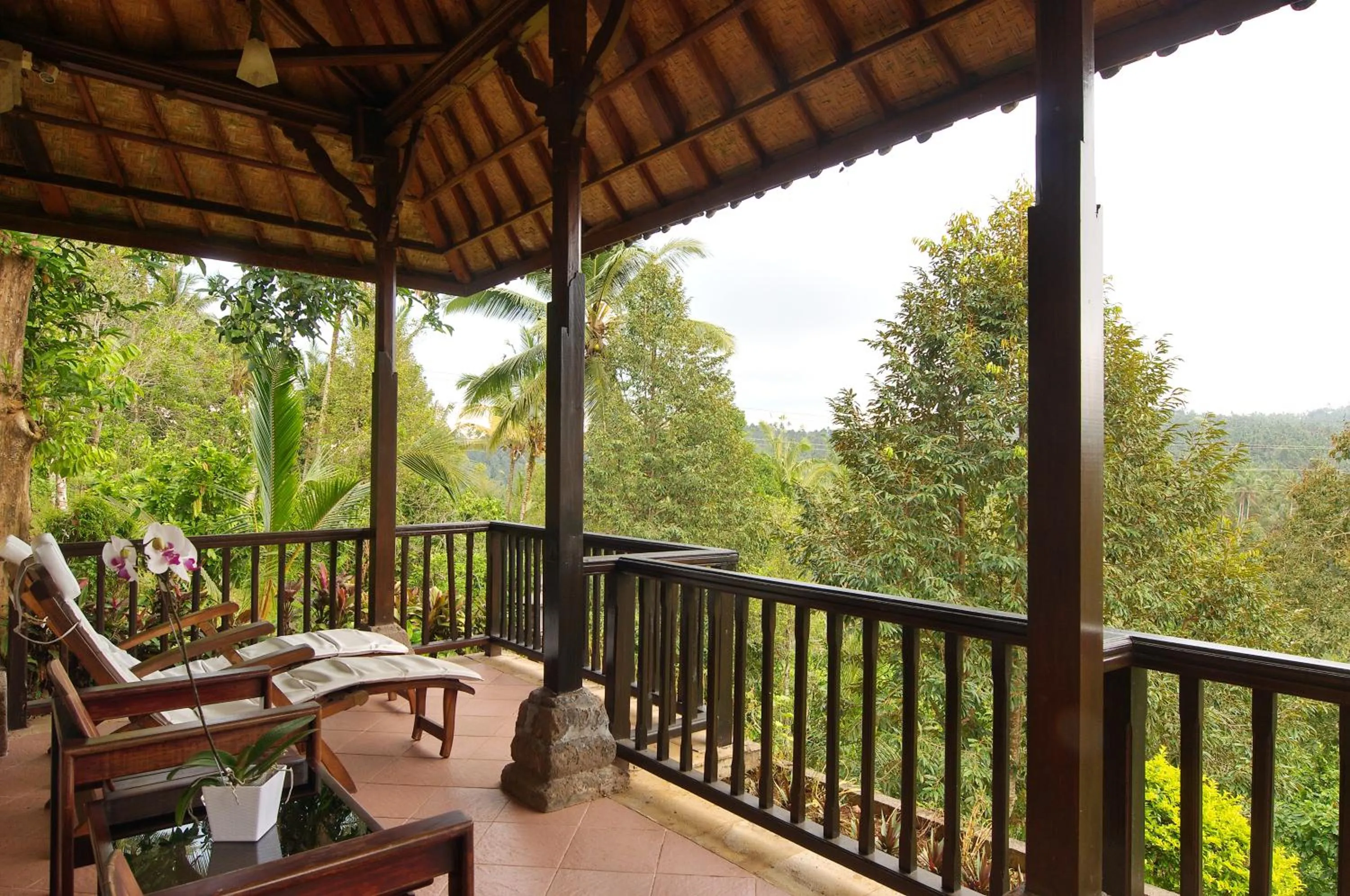 Cempaka Belimbing Villa