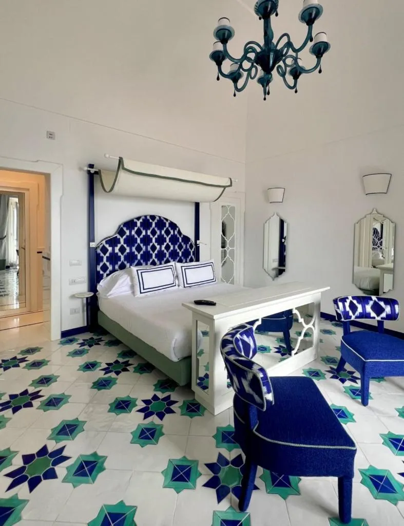 Bed in Hotel Marincanto