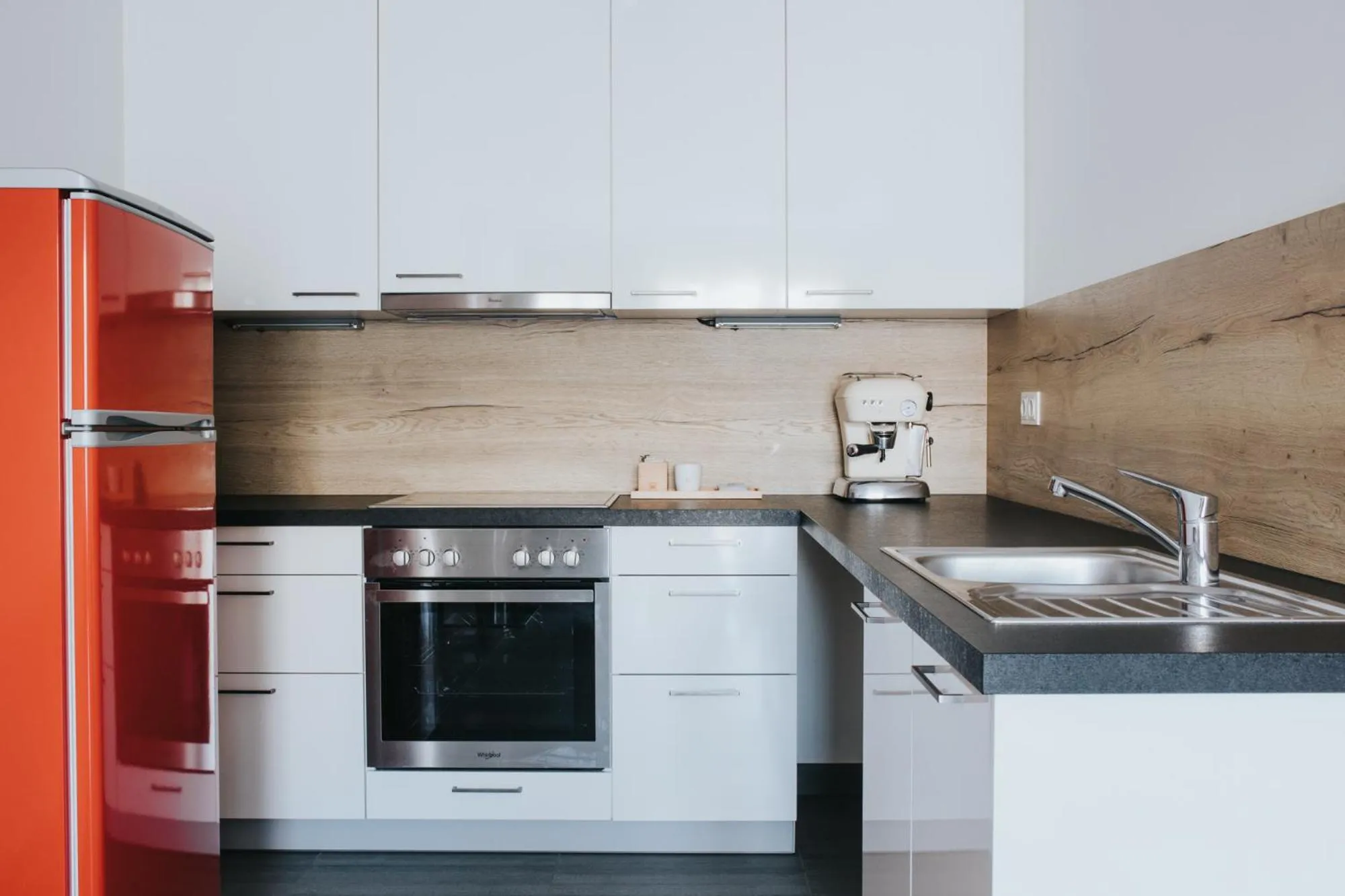 Kitchen or kitchenette in Parks 73 The Townhouse Hotel