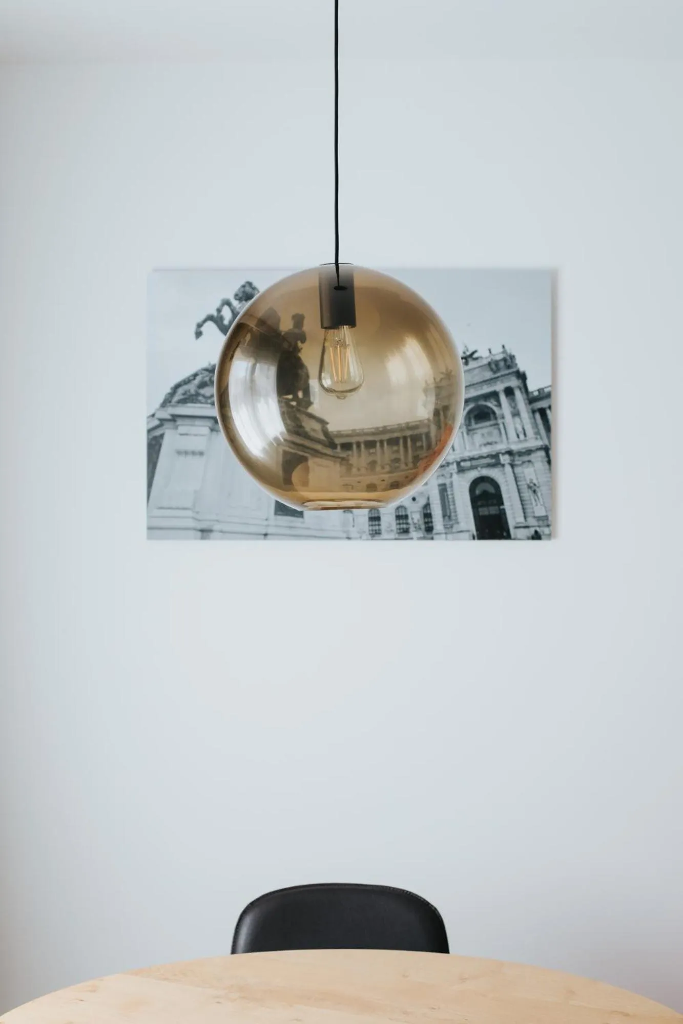 Photo of the whole room in Parks 73 The Townhouse Hotel