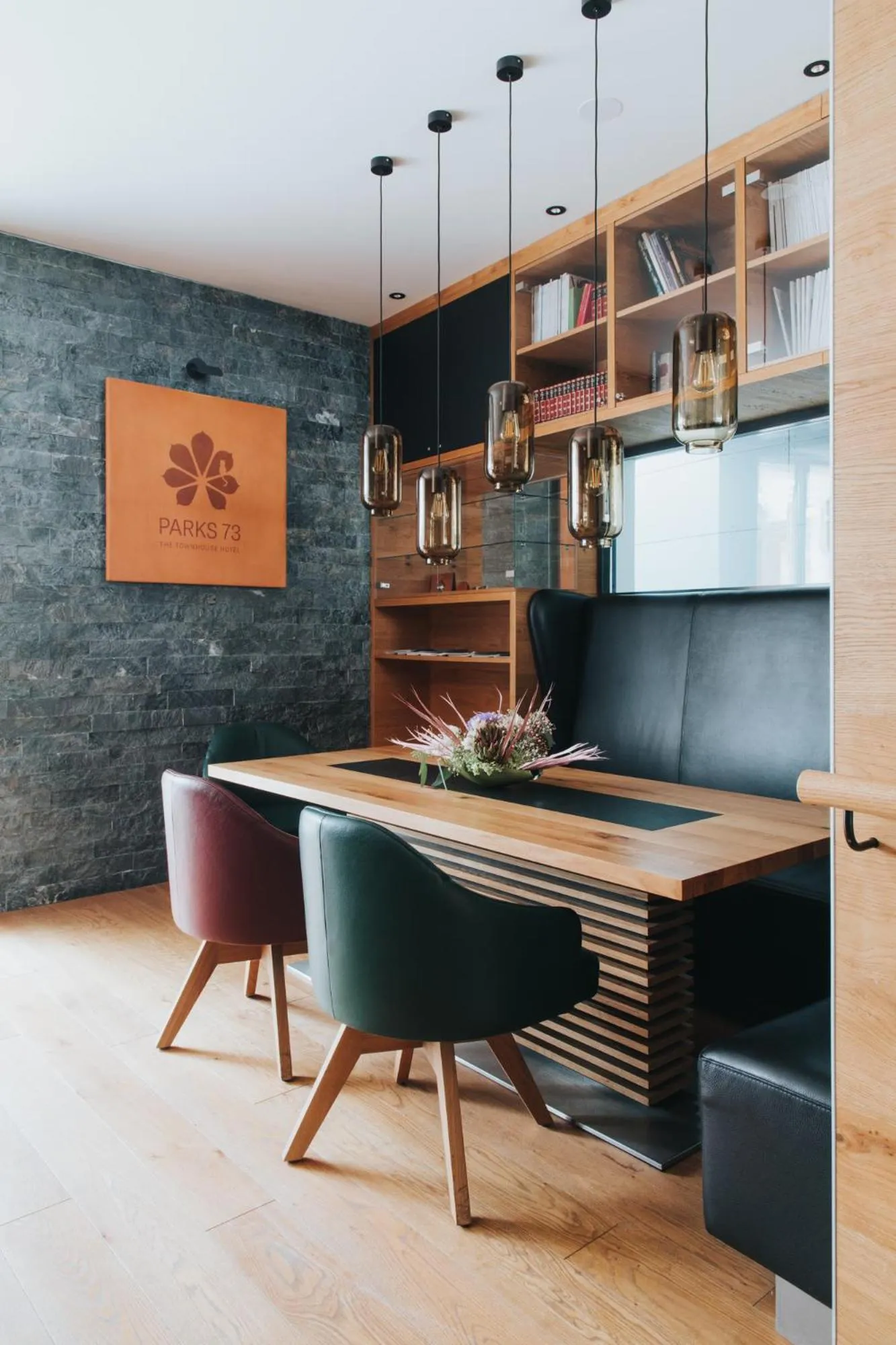 Lobby or reception in Parks 73 The Townhouse Hotel