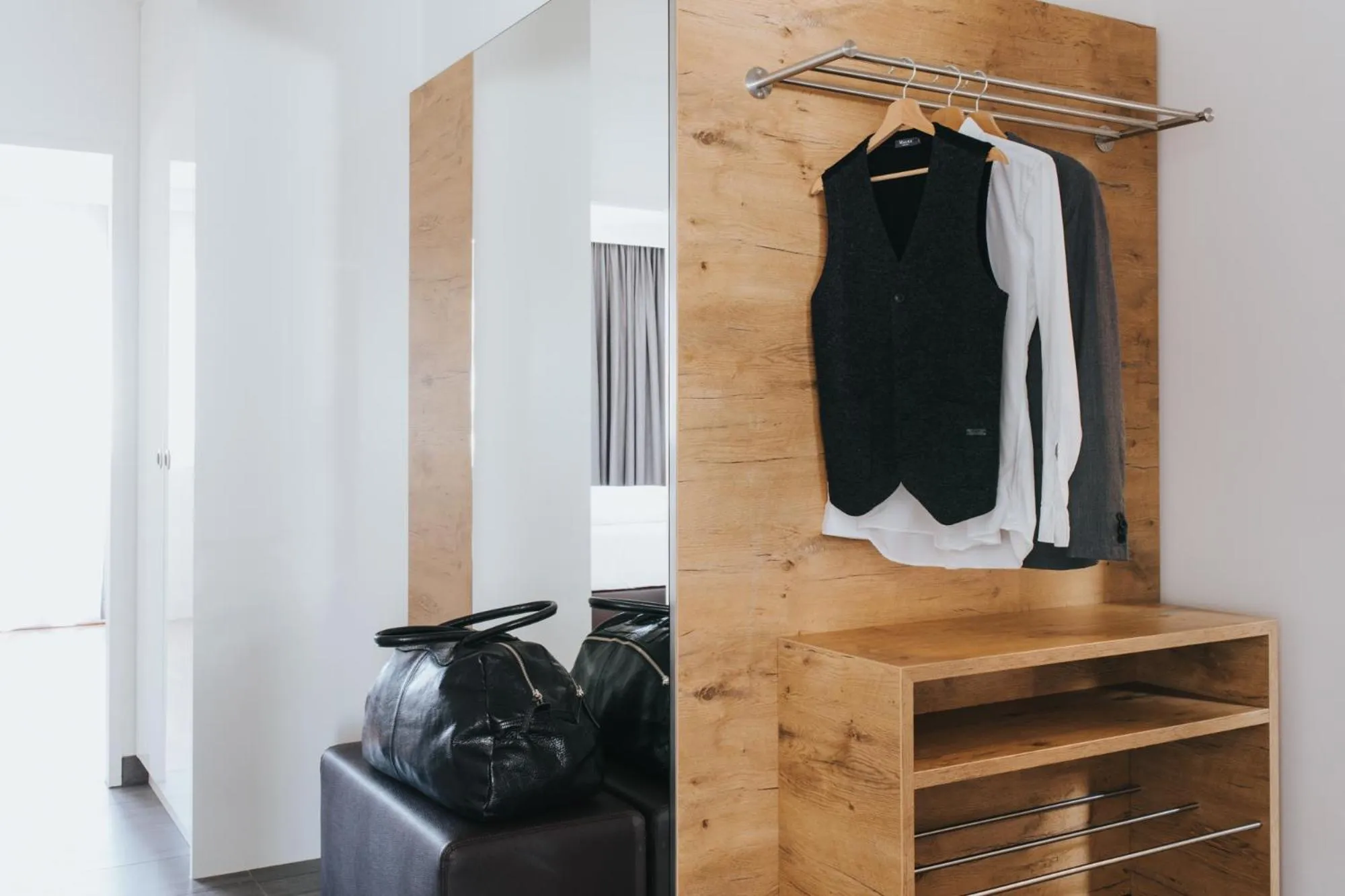 Photo of the whole room in Parks 73 The Townhouse Hotel