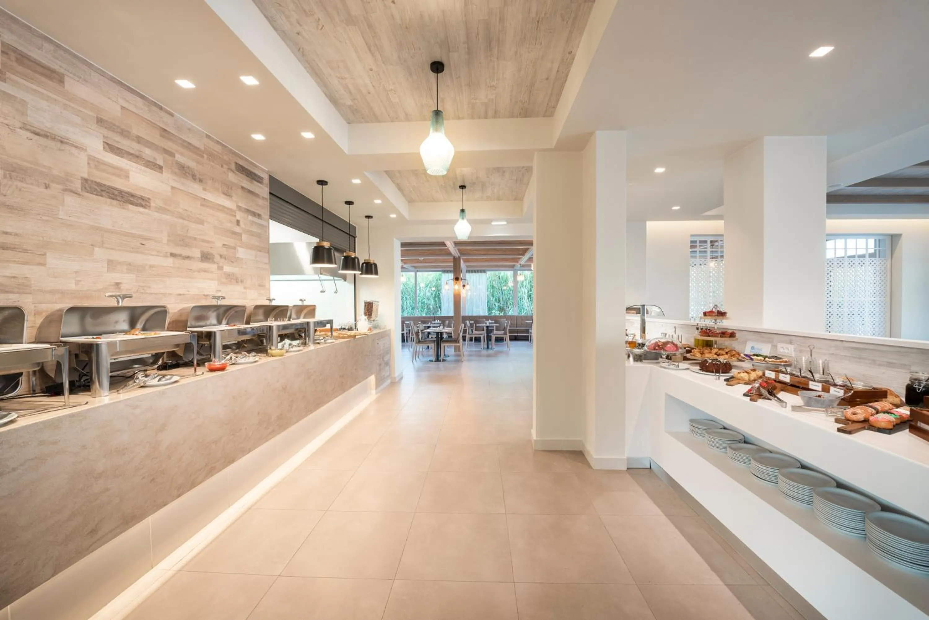 Restaurant/places to eat in Apollon Windmill Boutique Hotel - Adults Only