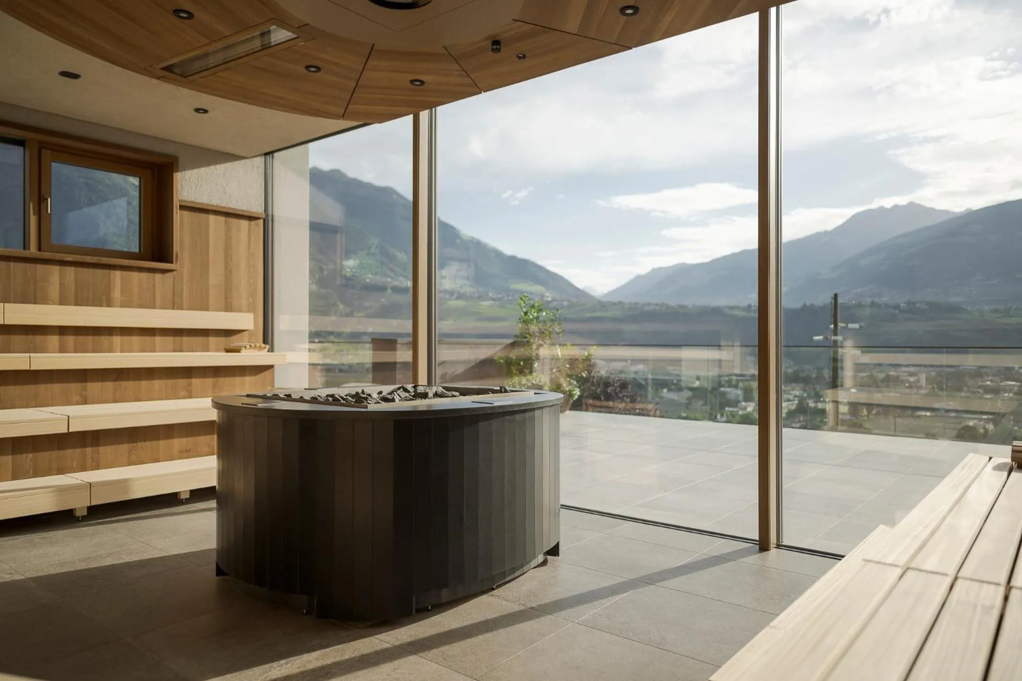 Spa and wellness centre/facilities in La Maiena Meran Resort