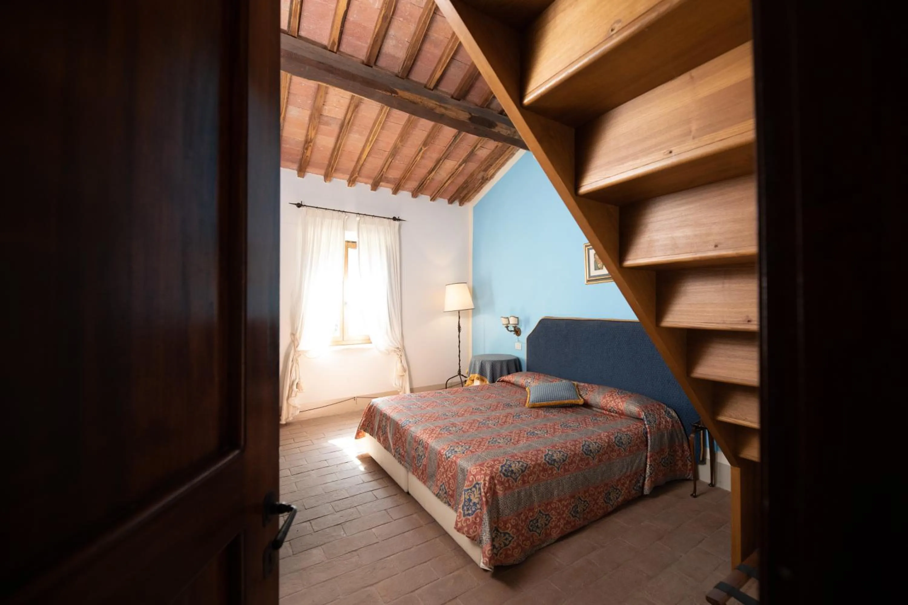 Three-Bedroom Apartment - Separate Building in Agriturismo diffuso Tenuta Armaiolo - widespread farmhouse
