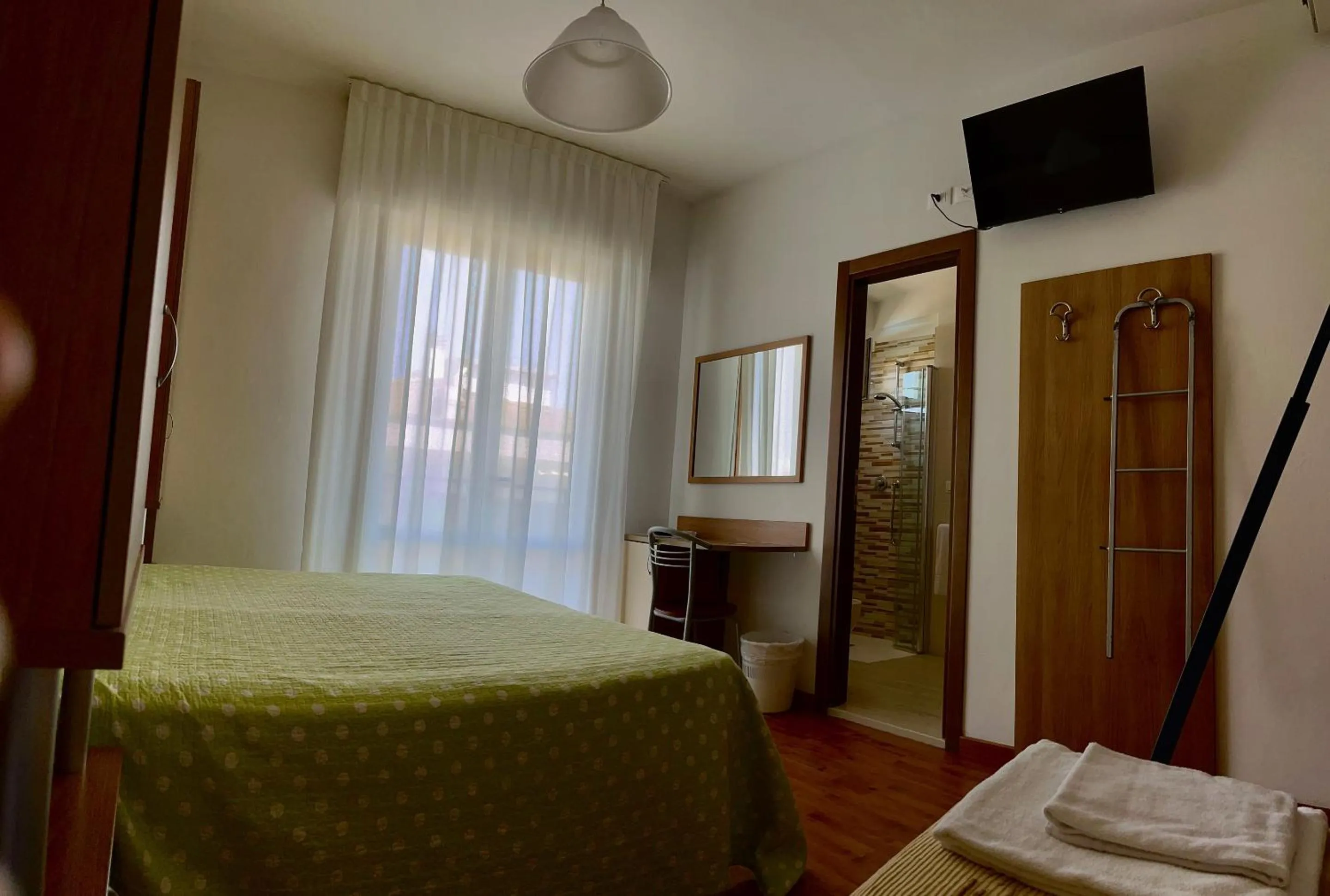 TV and multimedia, Bed in Hotel Galles