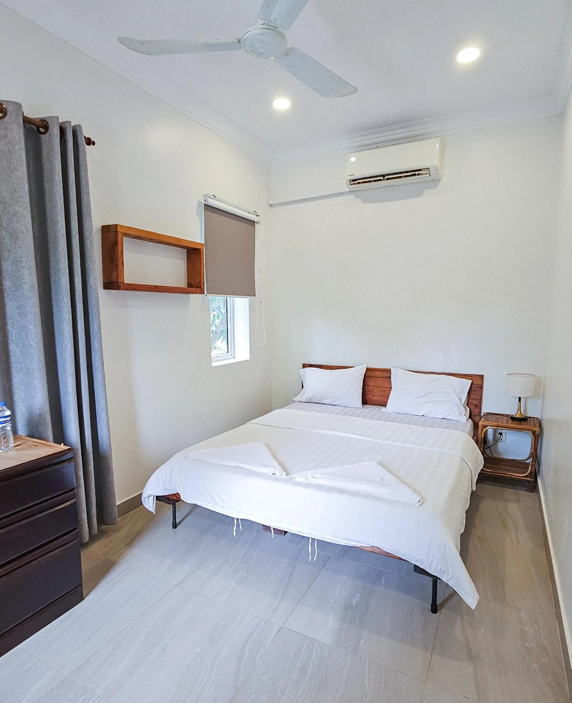 Bedroom, Bed in Sanssouci Kep