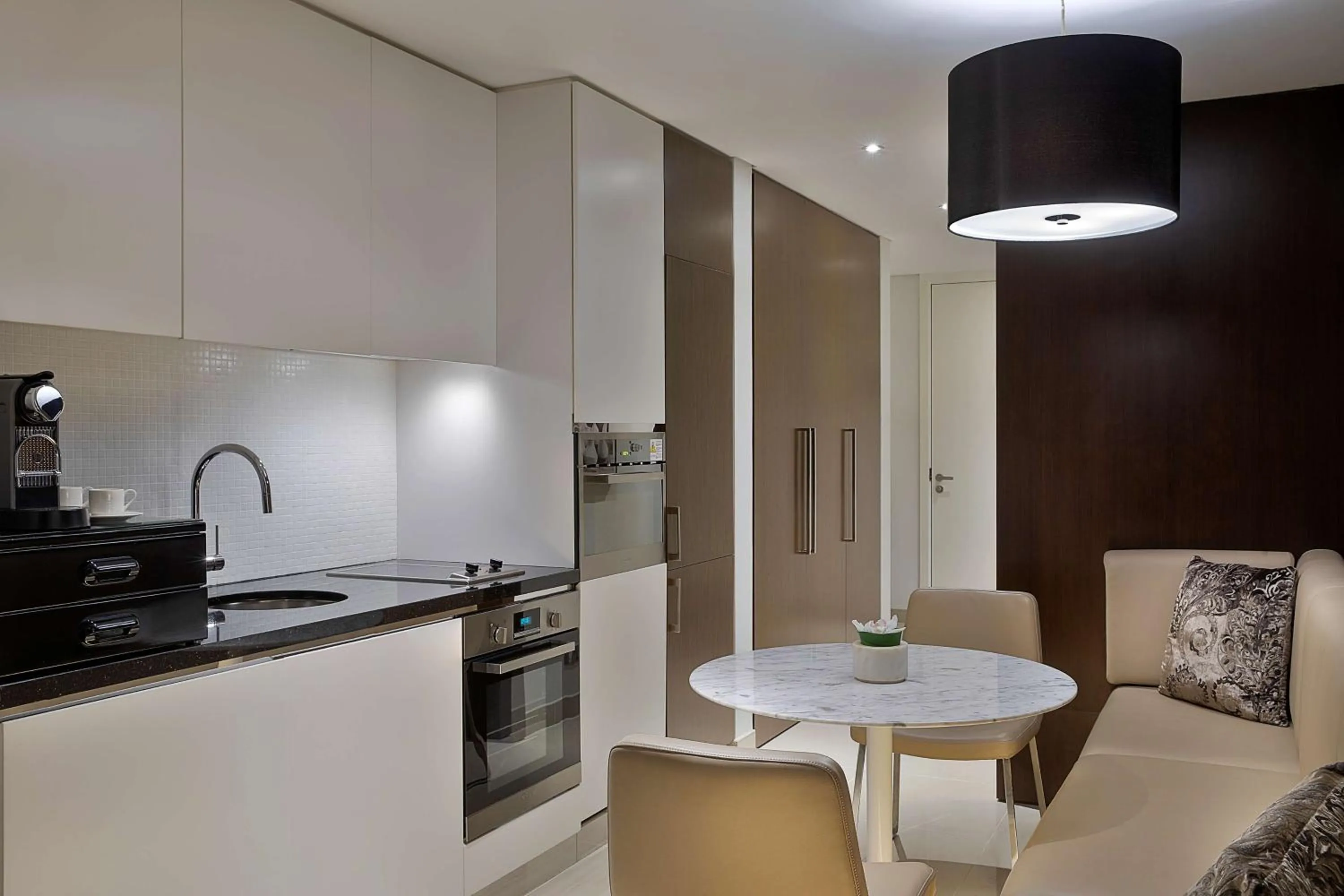 Kitchen or kitchenette in Conrad Abu Dhabi Etihad Towers