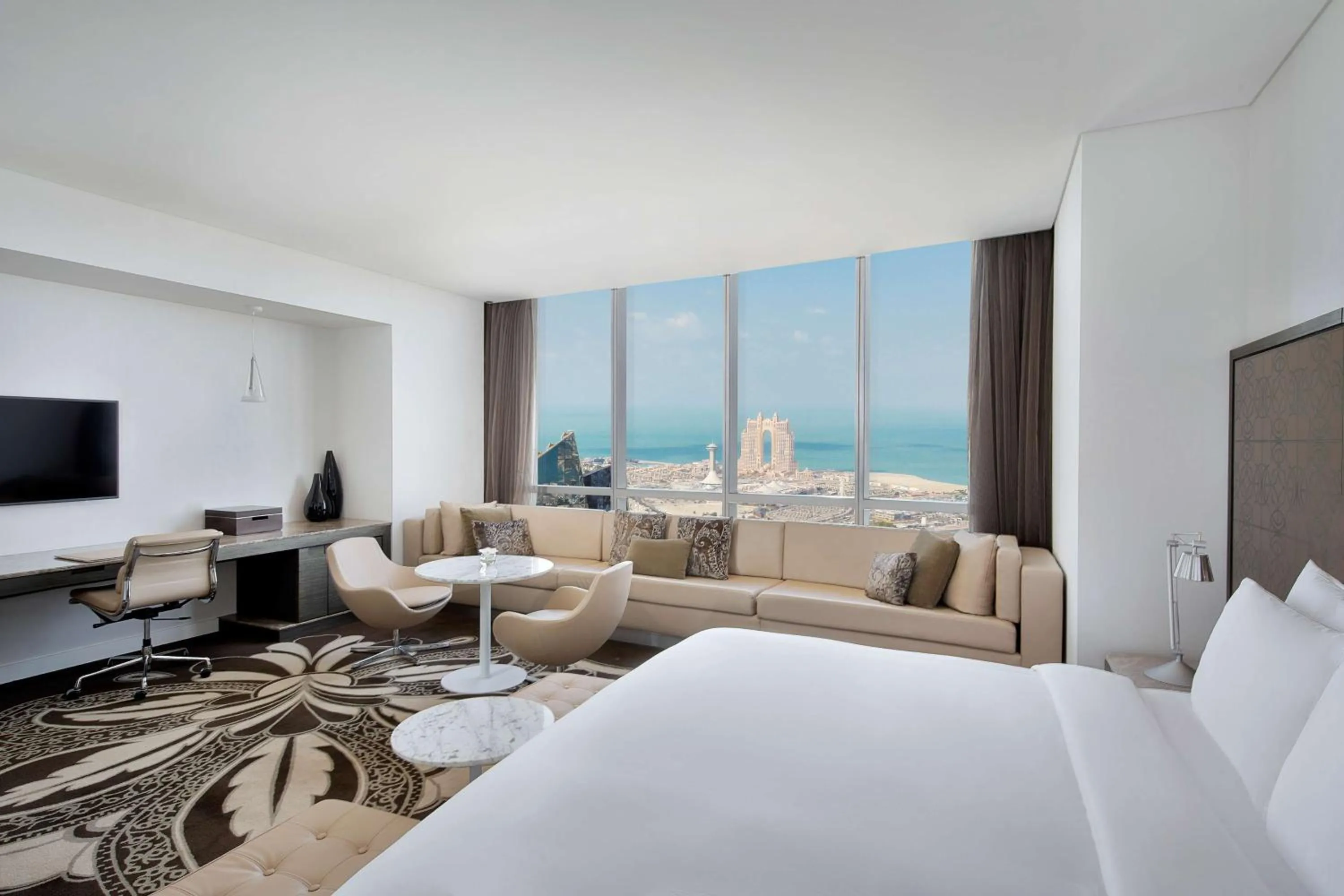 Bedroom, Bed in Conrad Abu Dhabi Etihad Towers