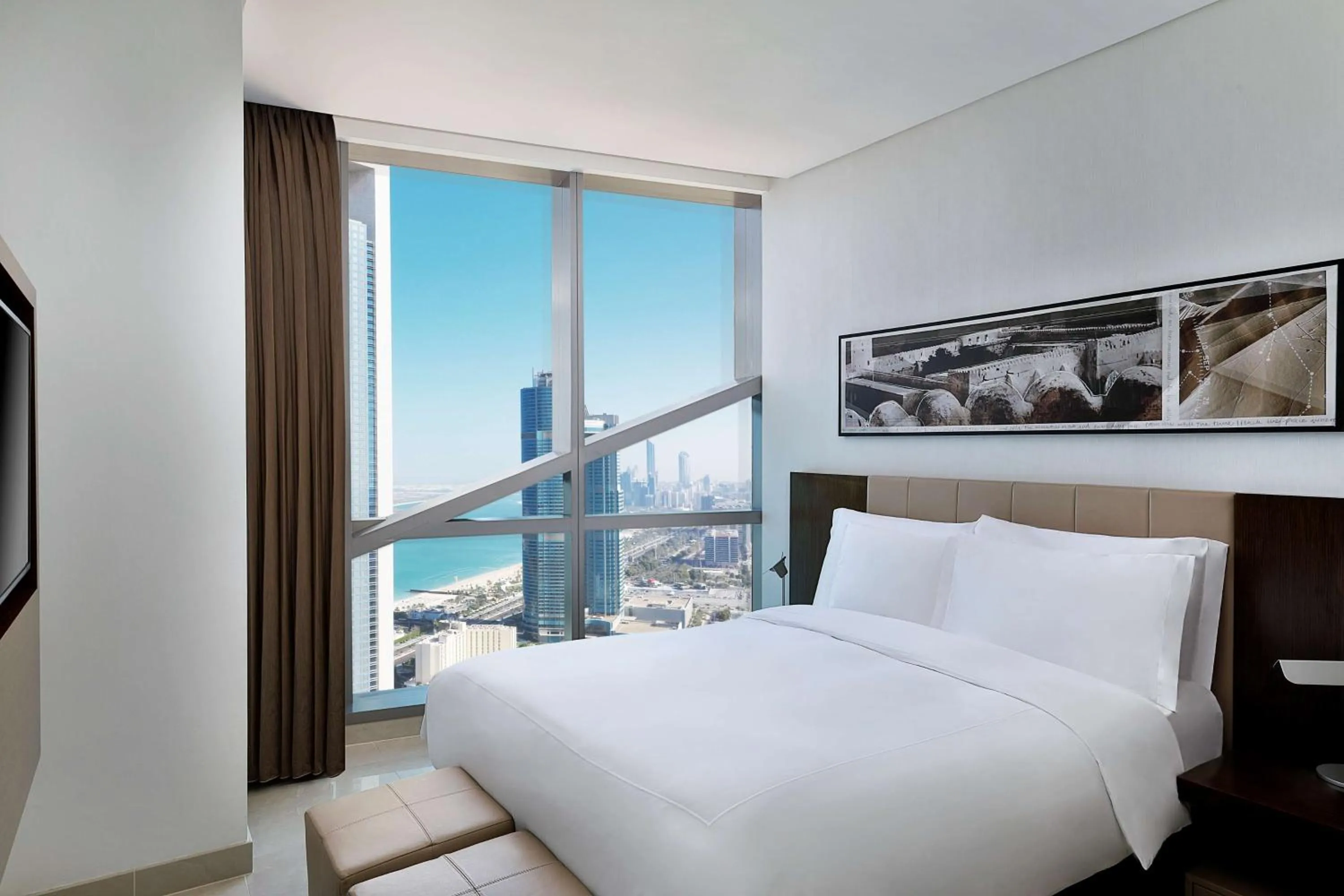Bed in Conrad Abu Dhabi Etihad Towers