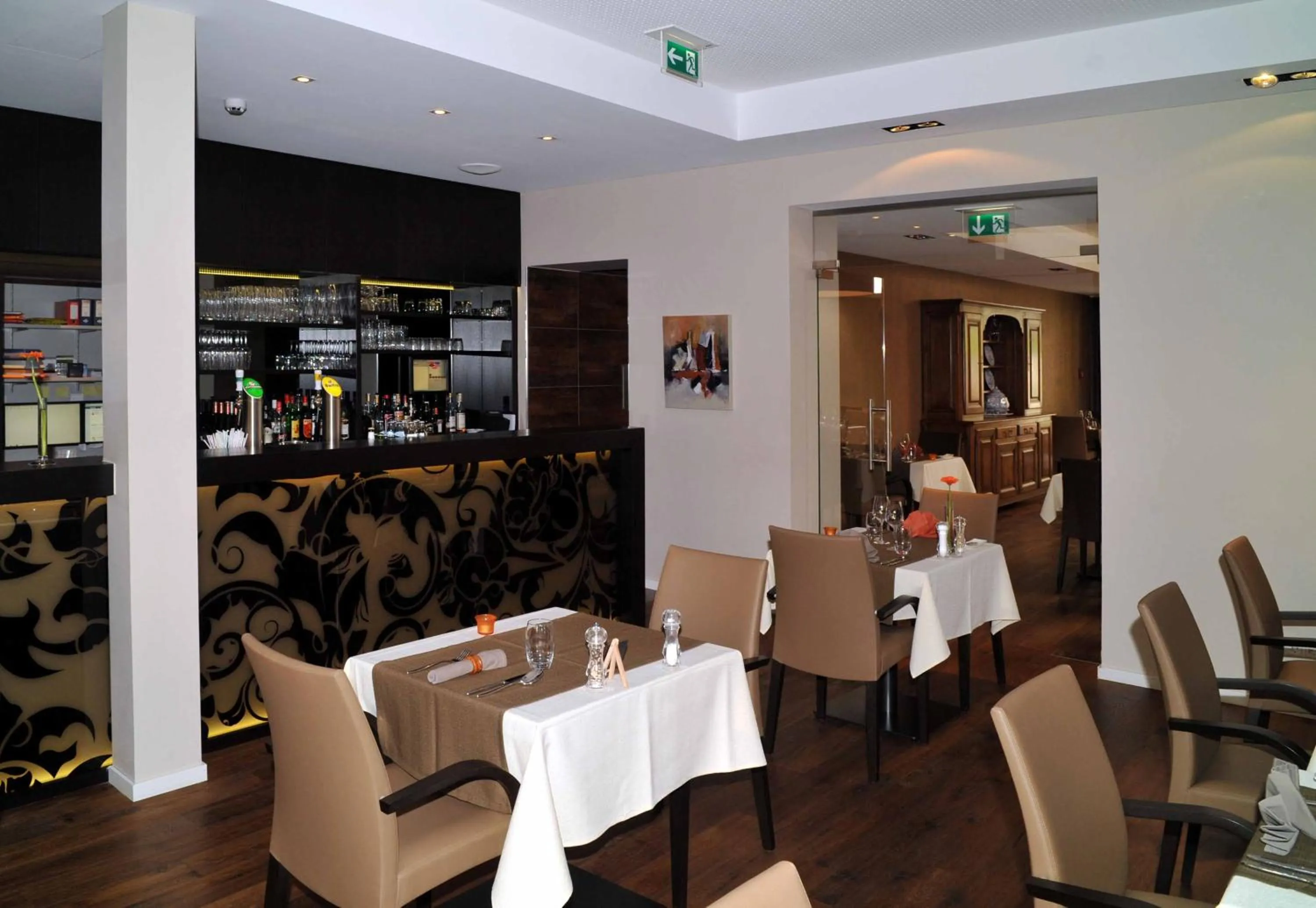 Restaurant/places to eat in Beau-Séjour