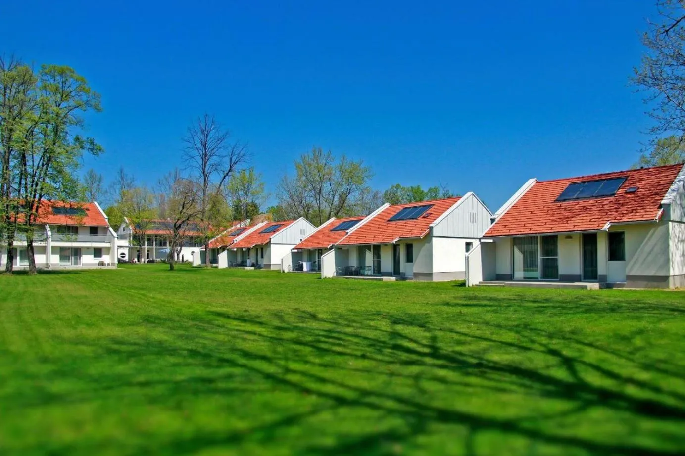 Termál Kemping Apartmanok és Bungalók