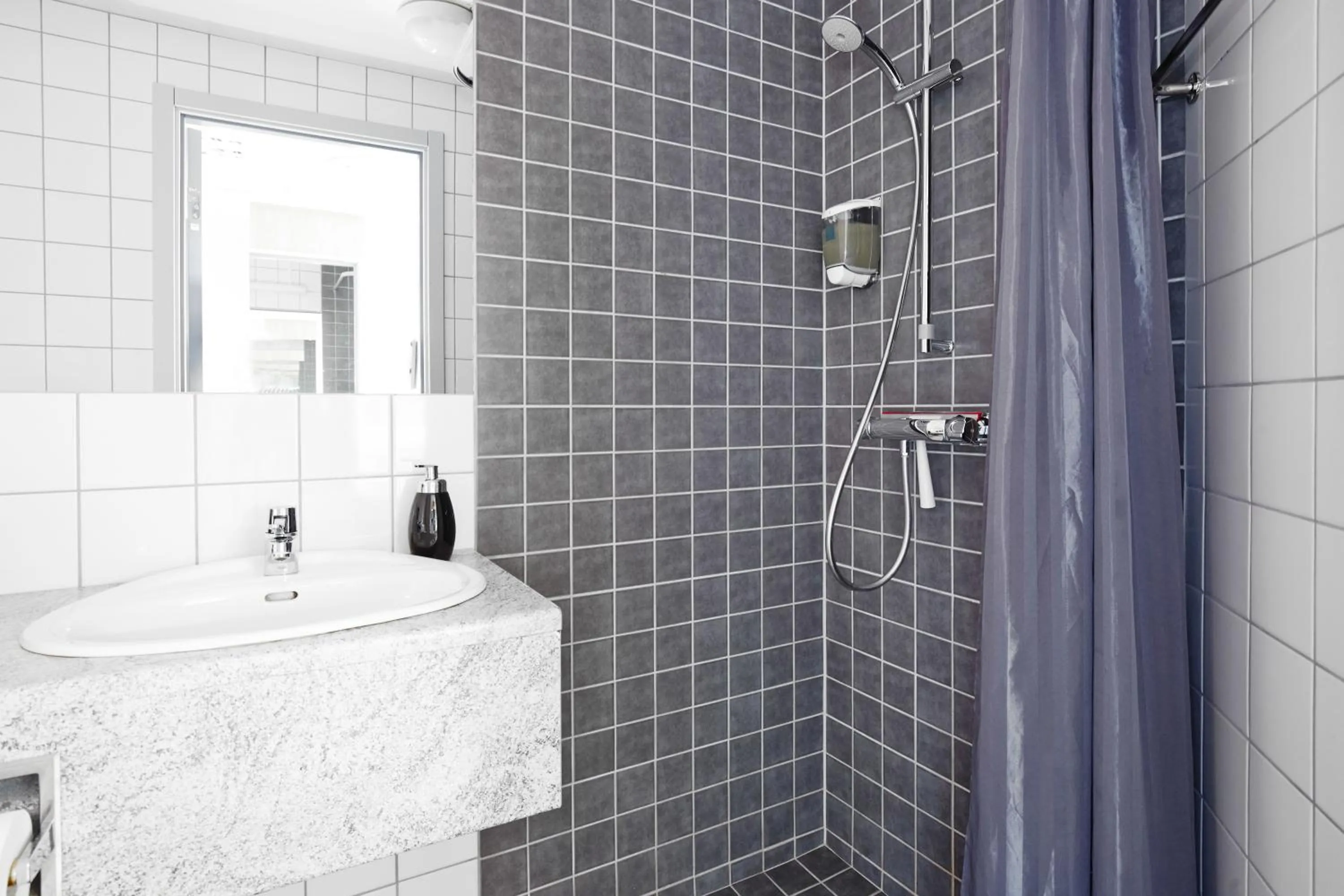 Bathroom in Hasse på Sjökanten Hotell & Restaurang