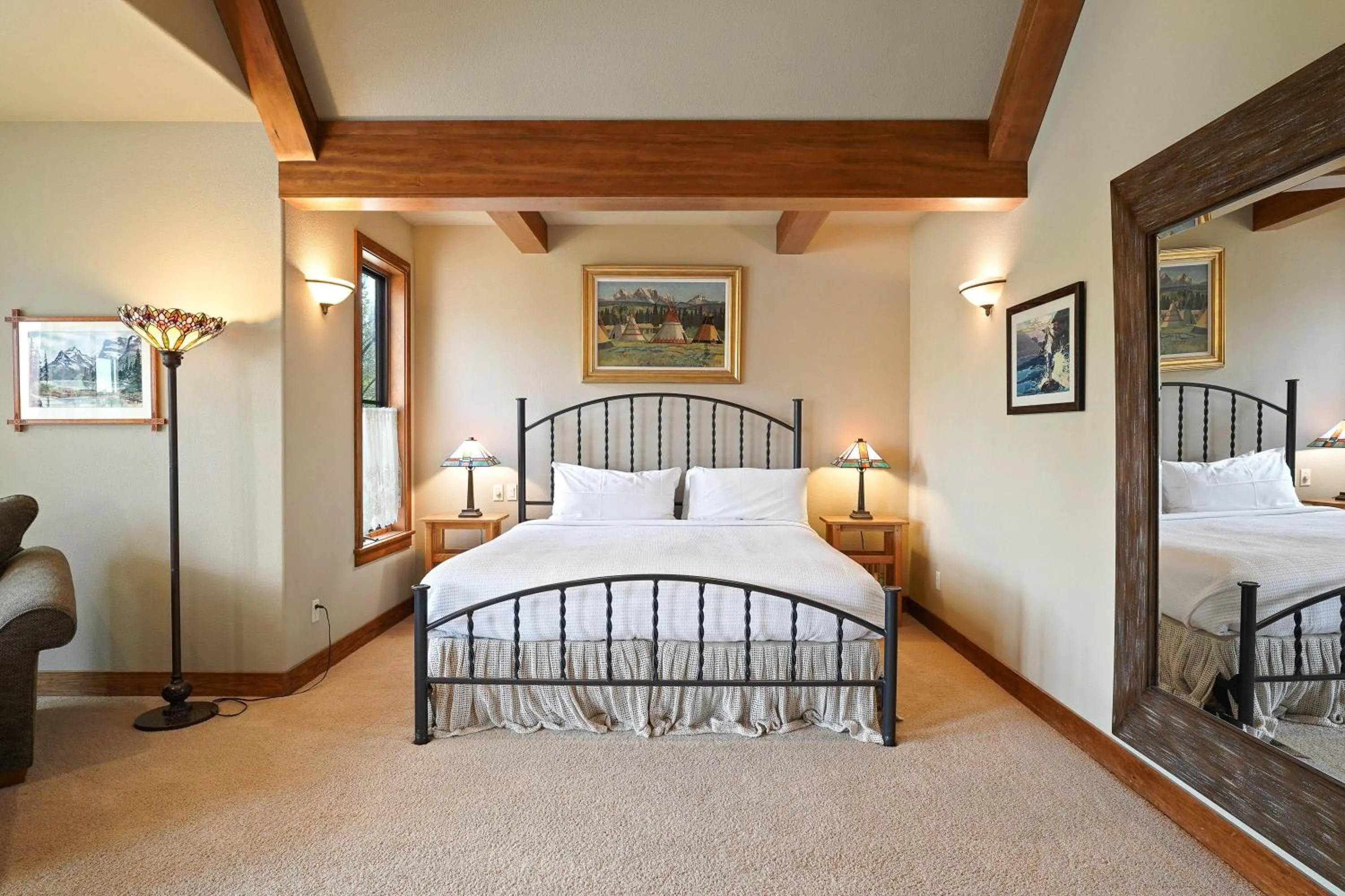 Bed in Drake Park Villa