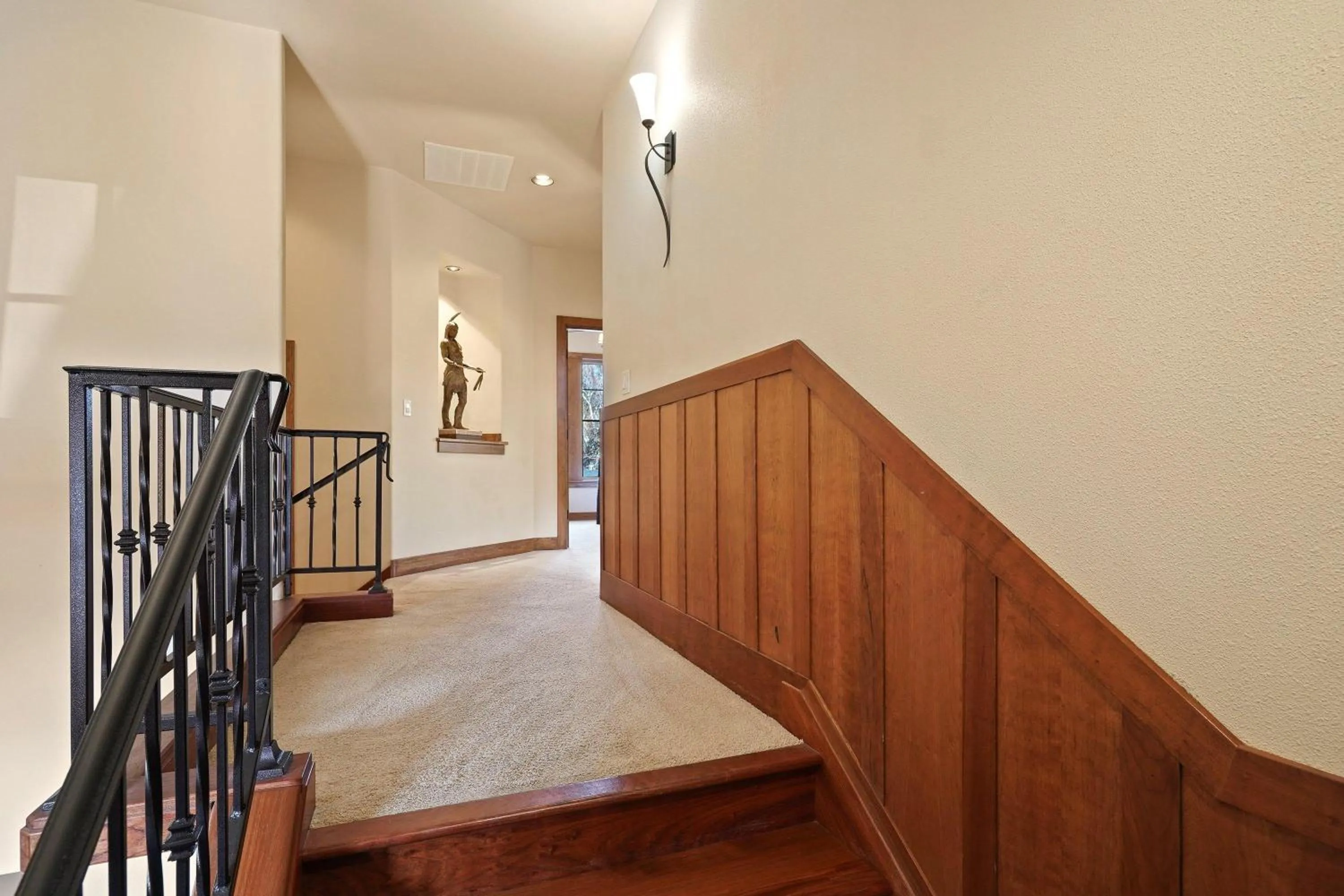 Bed in Drake Park Villa