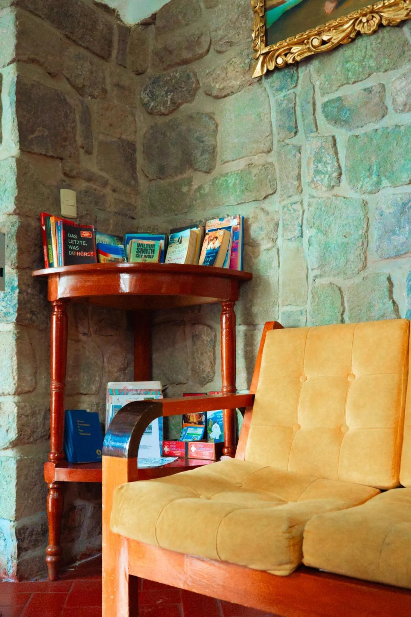 Library in Siete Ventanas