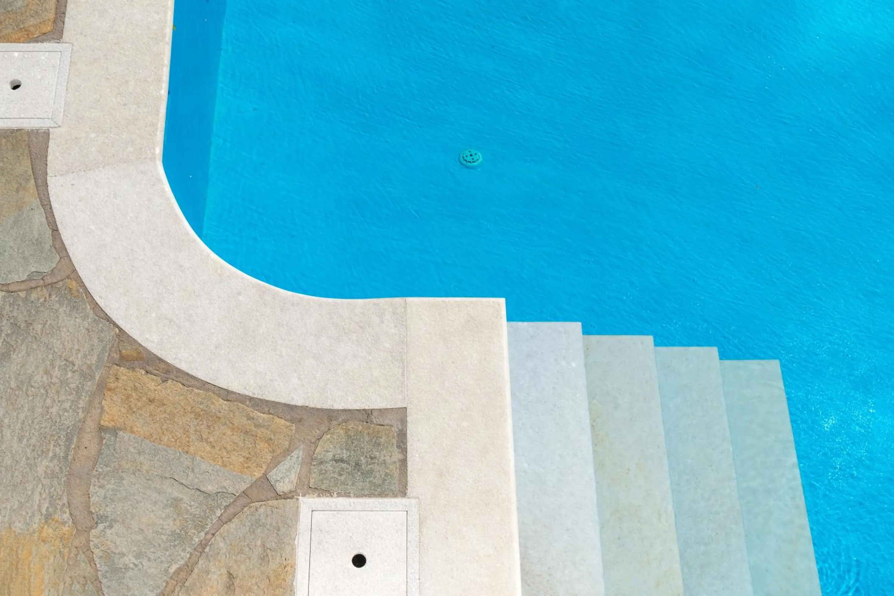 Pool view in Reggina's Apartments