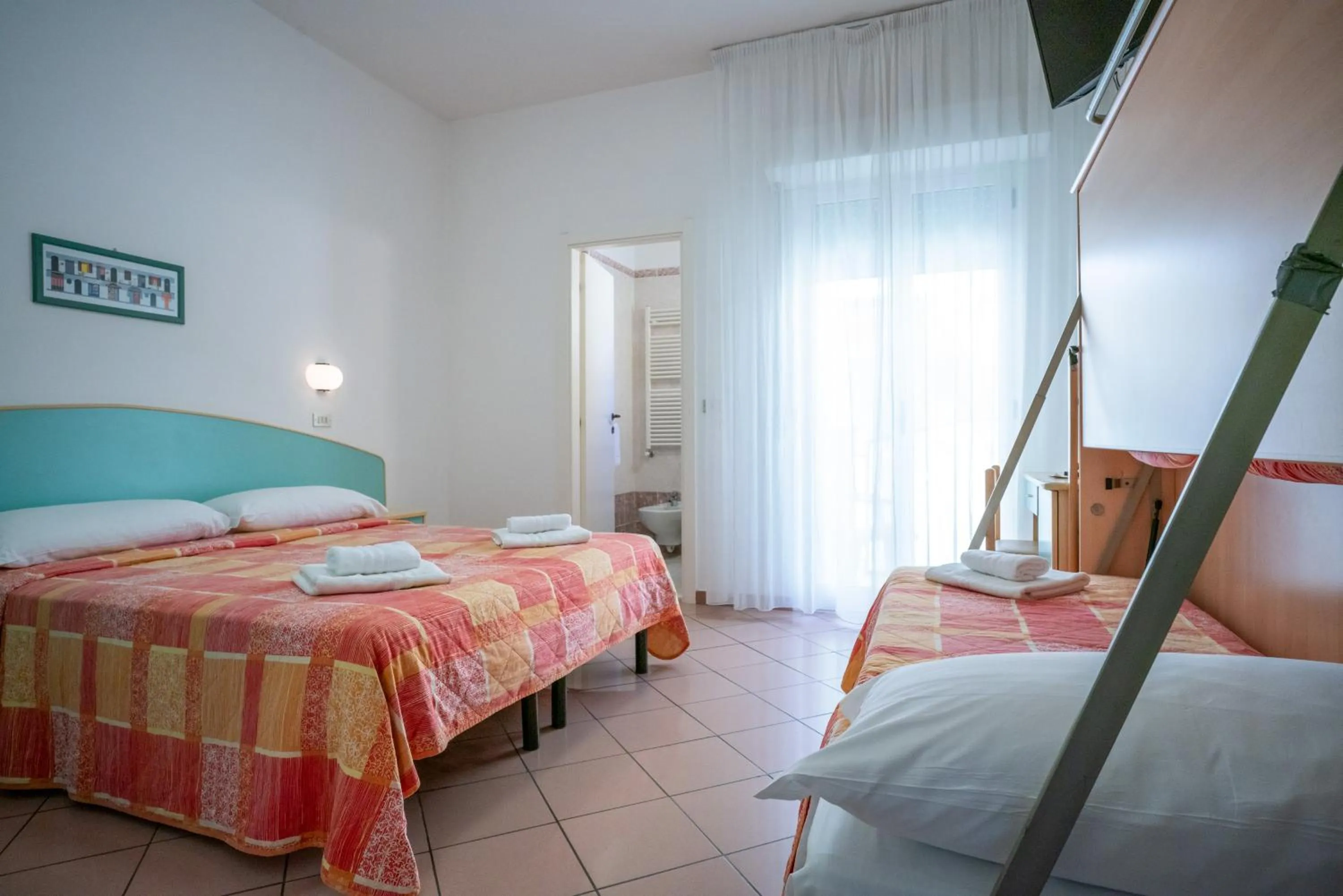 Bedroom, Bed in Hotel Radar