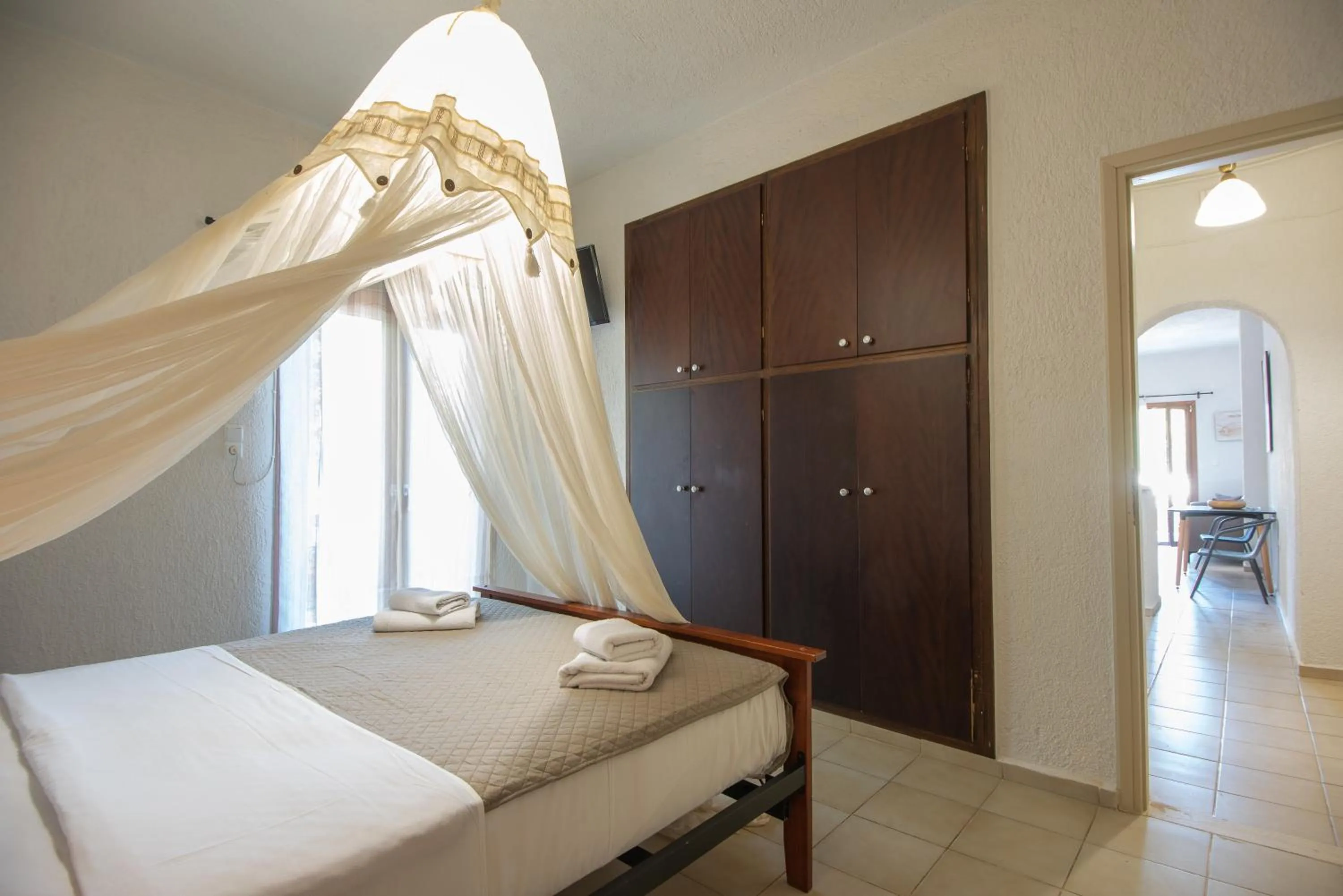 Bed in Athina Villas