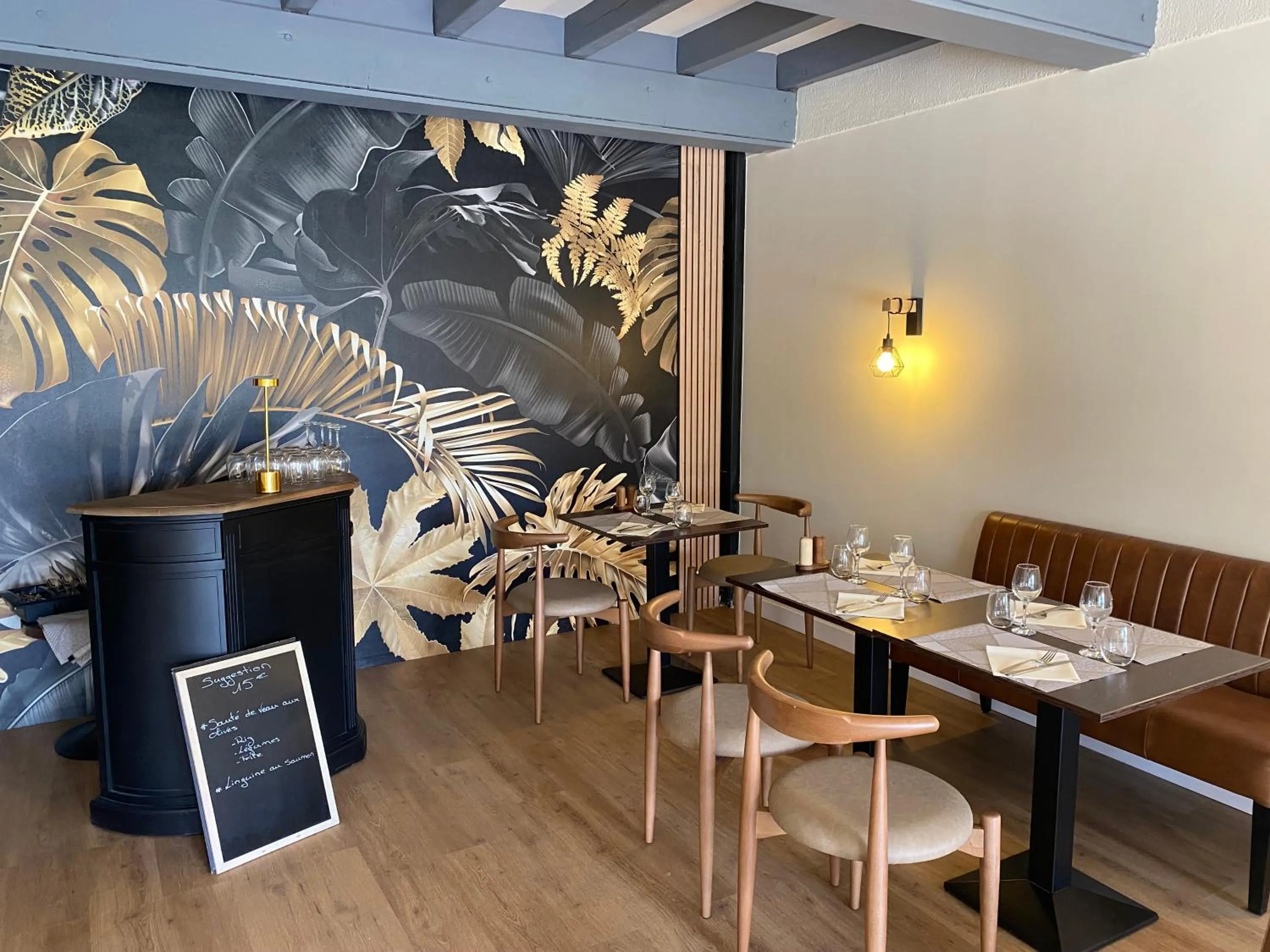 Restaurant/places to eat in Golf Resort de Digne-les-bains by Adonis