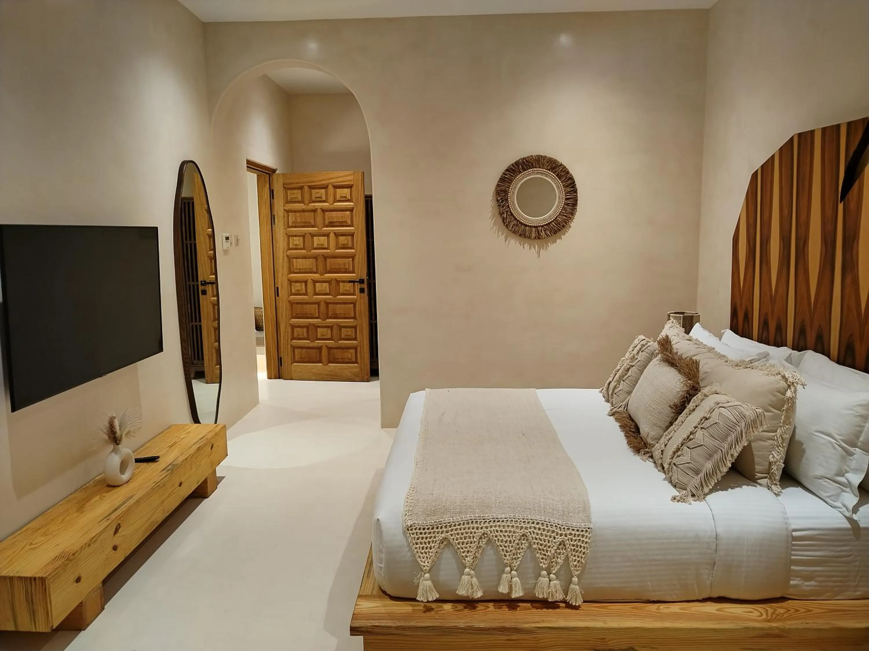 Bedroom, Bed in Umm Al Quwain Beach Hotel