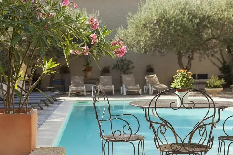 Hรดtel Les Magnanarelles Hรดtel Les Magnanarelles