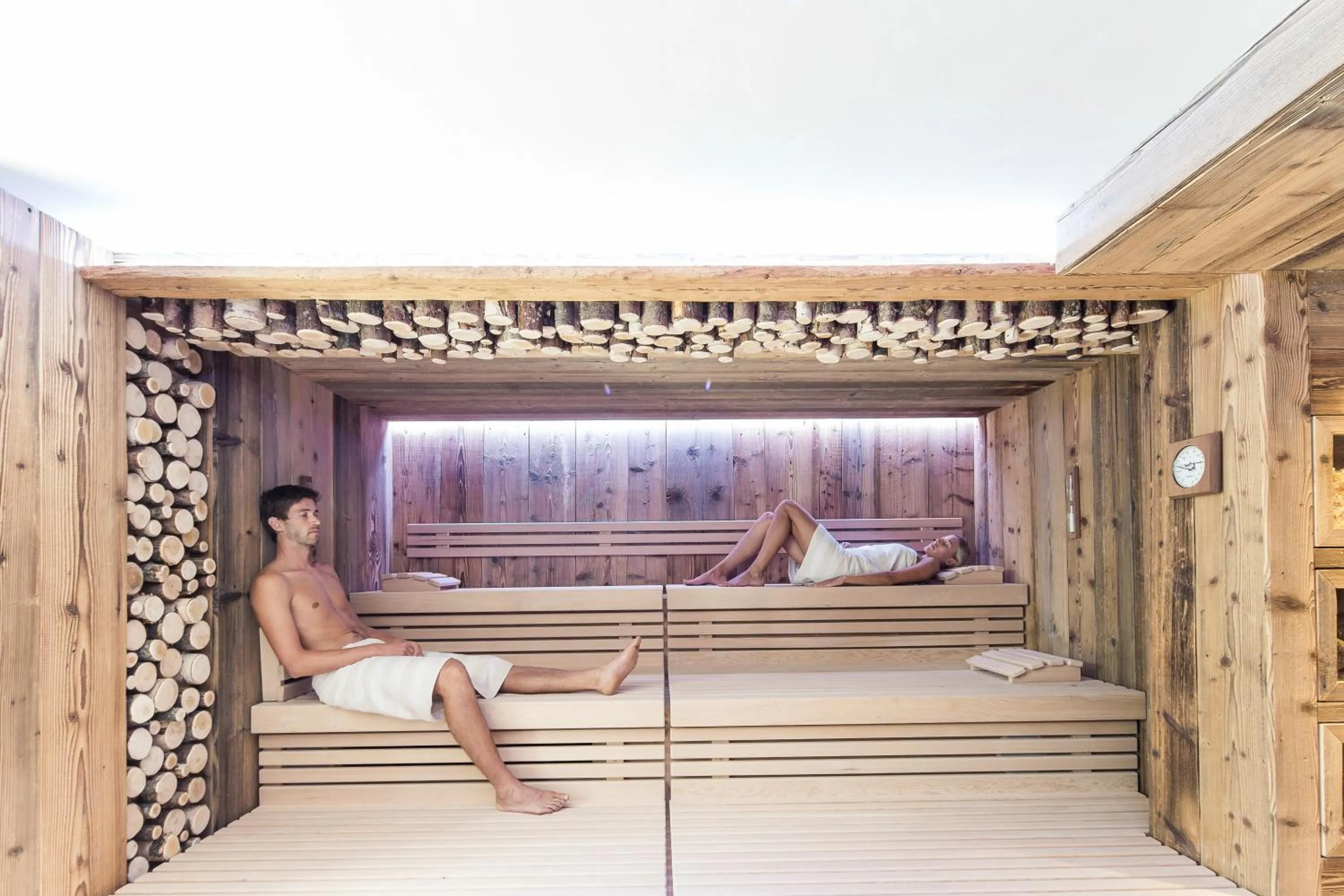 Sauna, Bed in Hotel Petrus