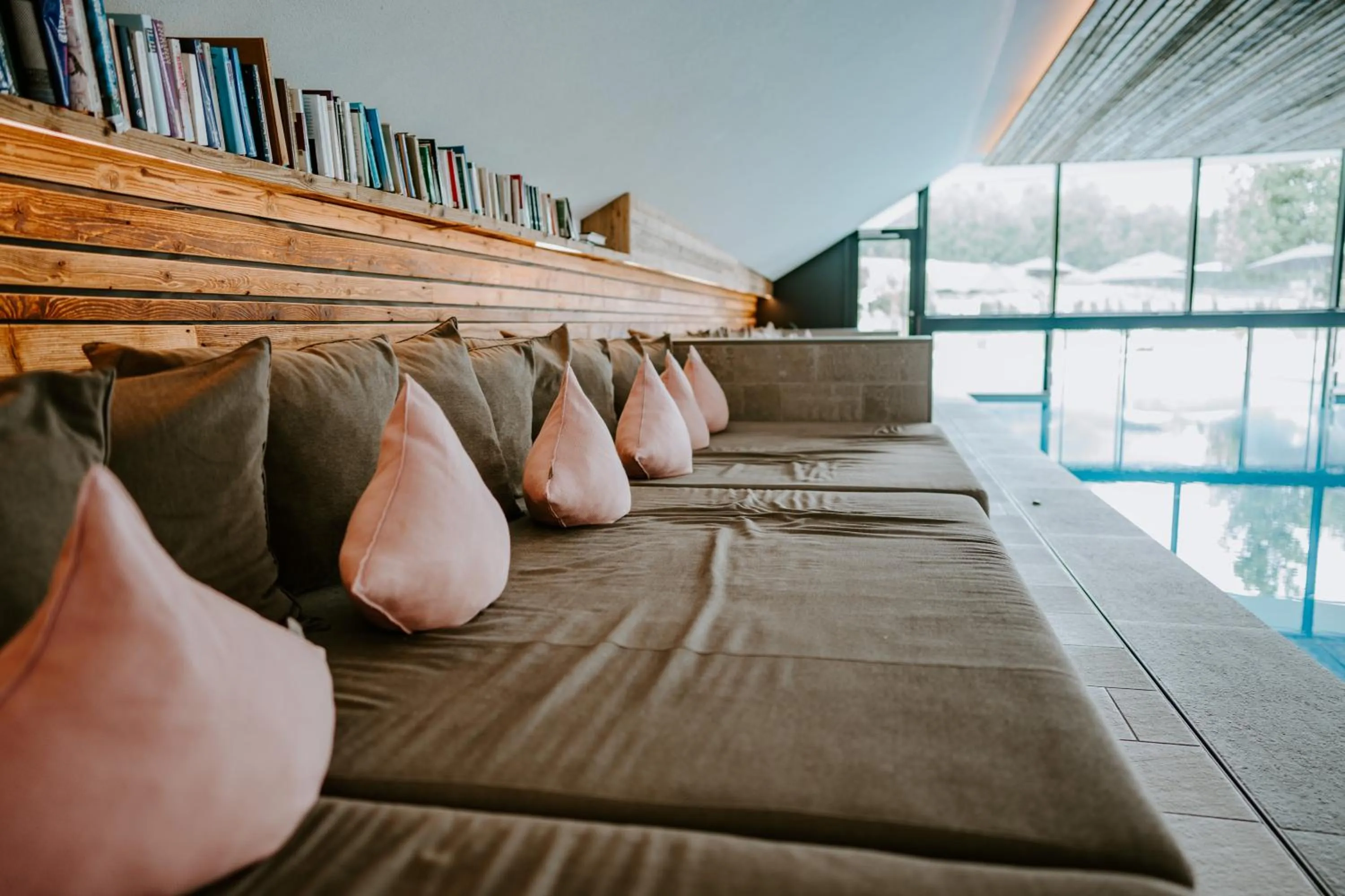 Swimming pool in Hotel Petrus