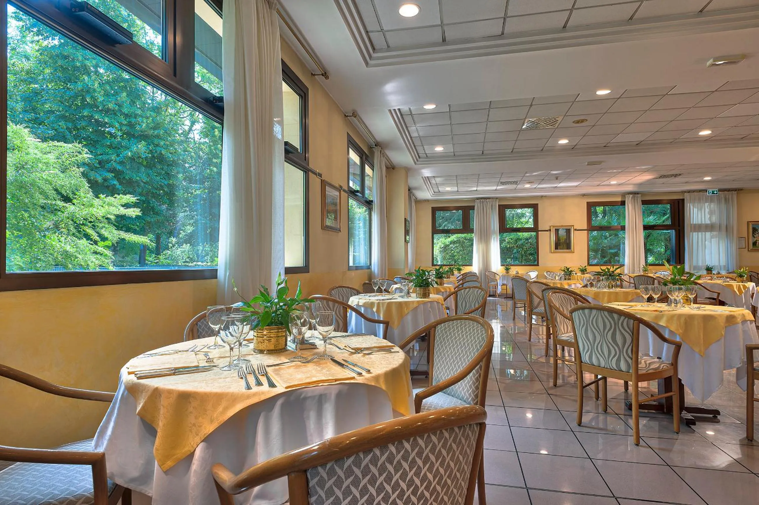 Restaurant/places to eat in Hotel Petrarca Terme