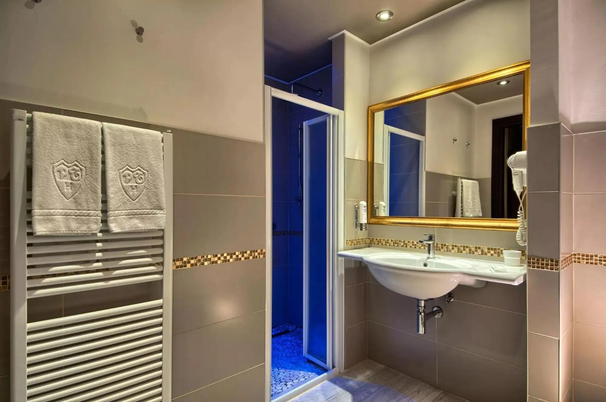 Bathroom in Hotel Petrarca Terme