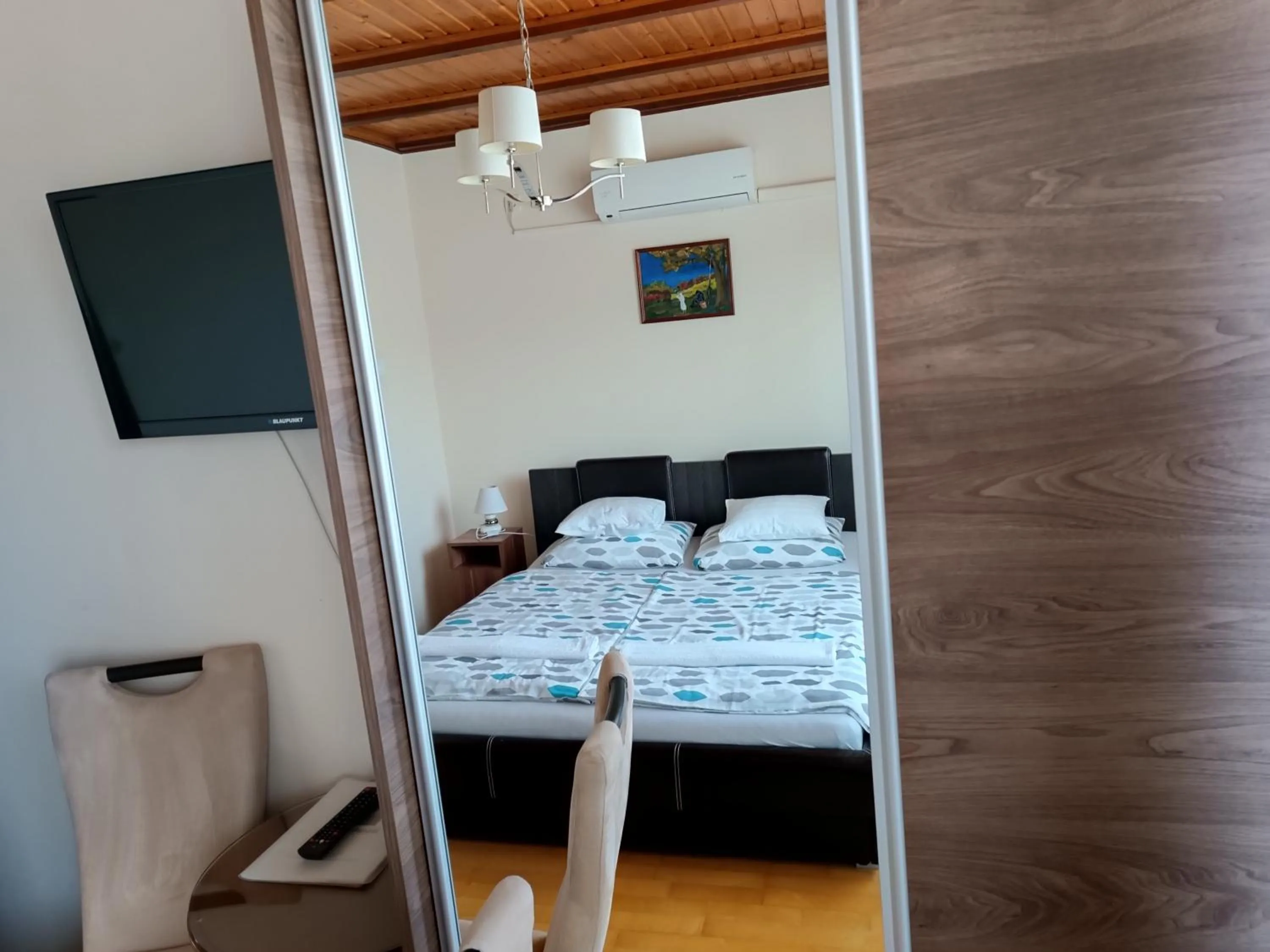 Bed in Szilvia Panzió Gyomaendrőd