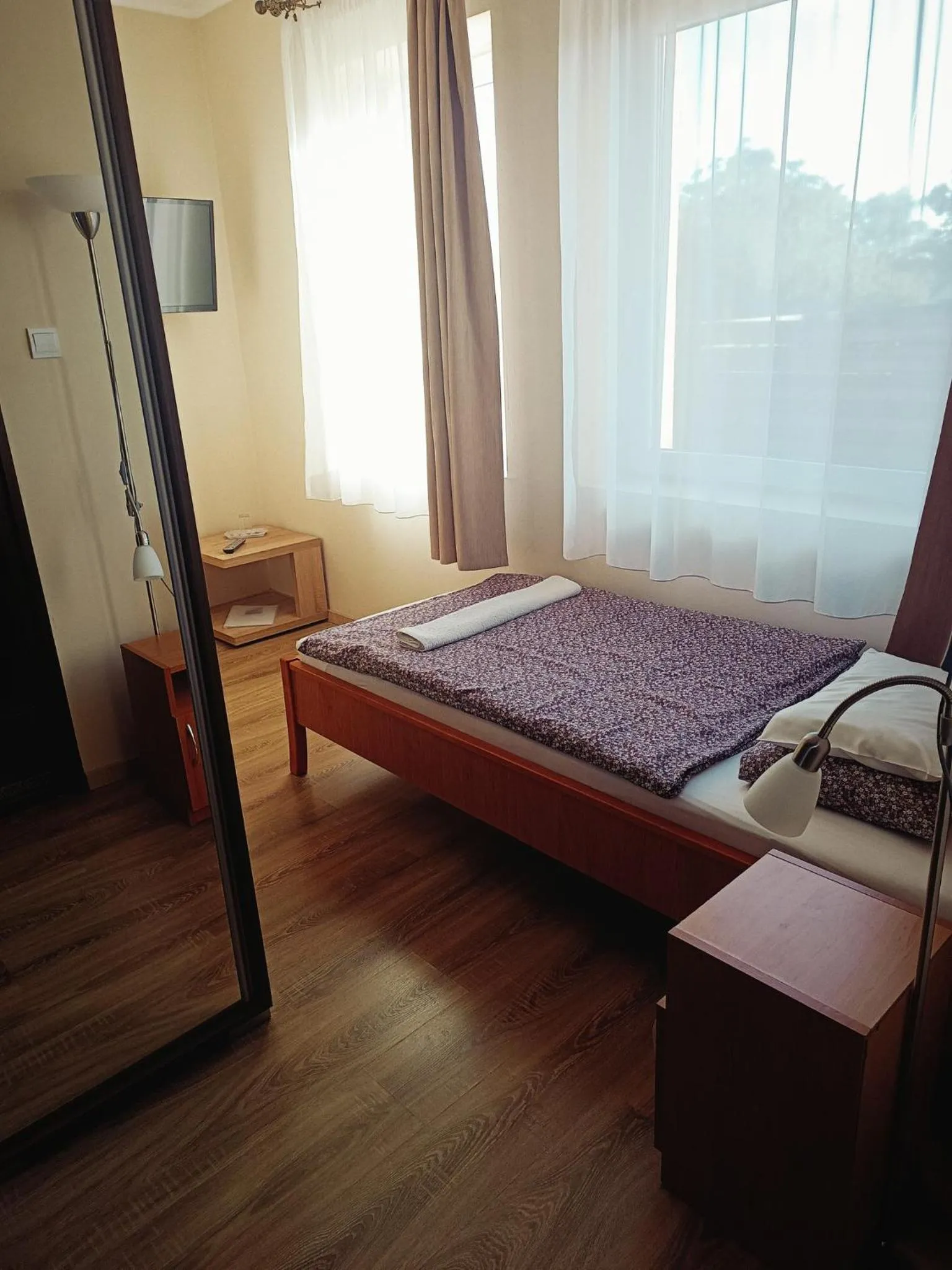 Bed in Szilvia Panzió Gyomaendrőd