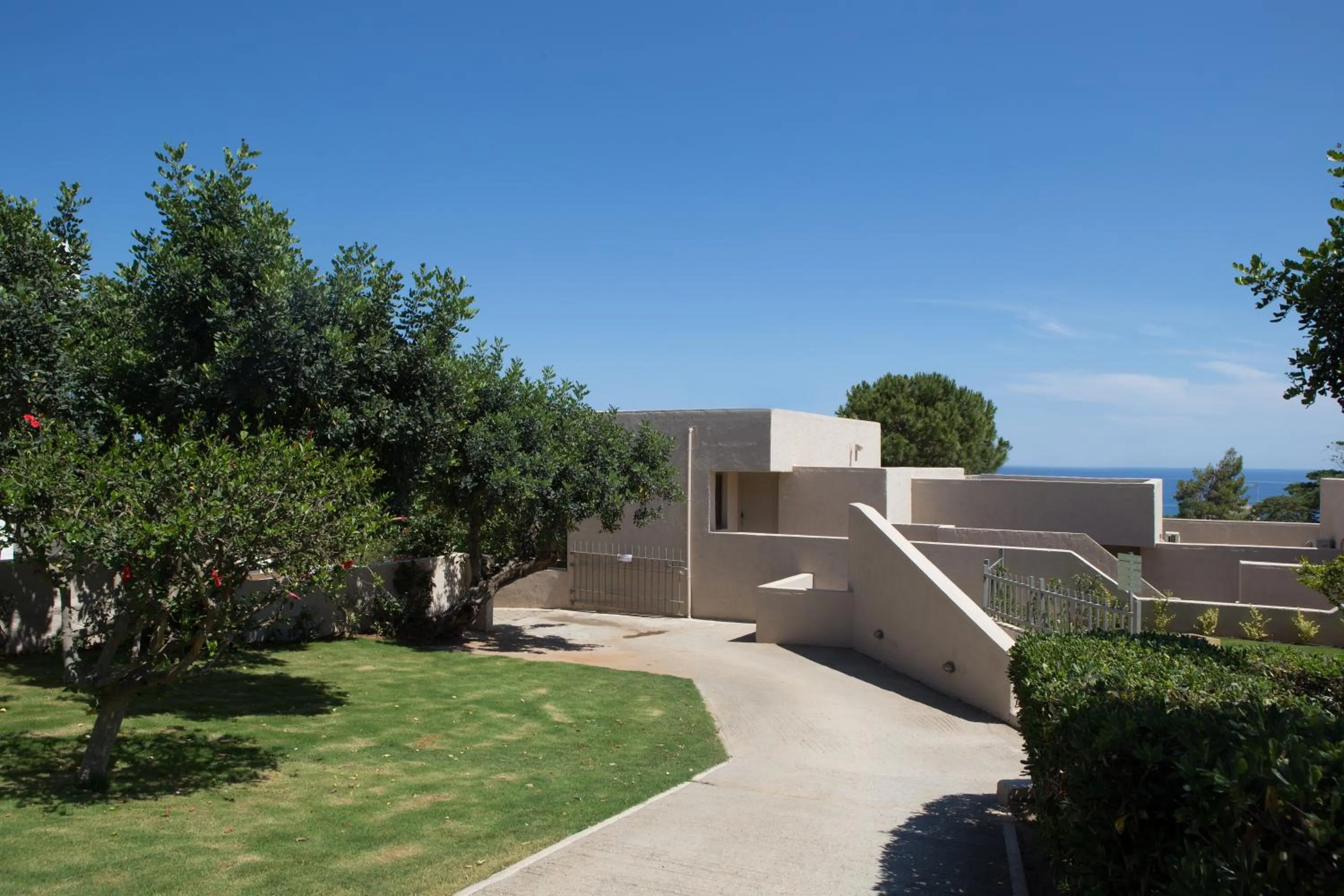 Garden in Sundance Apartments & Suites