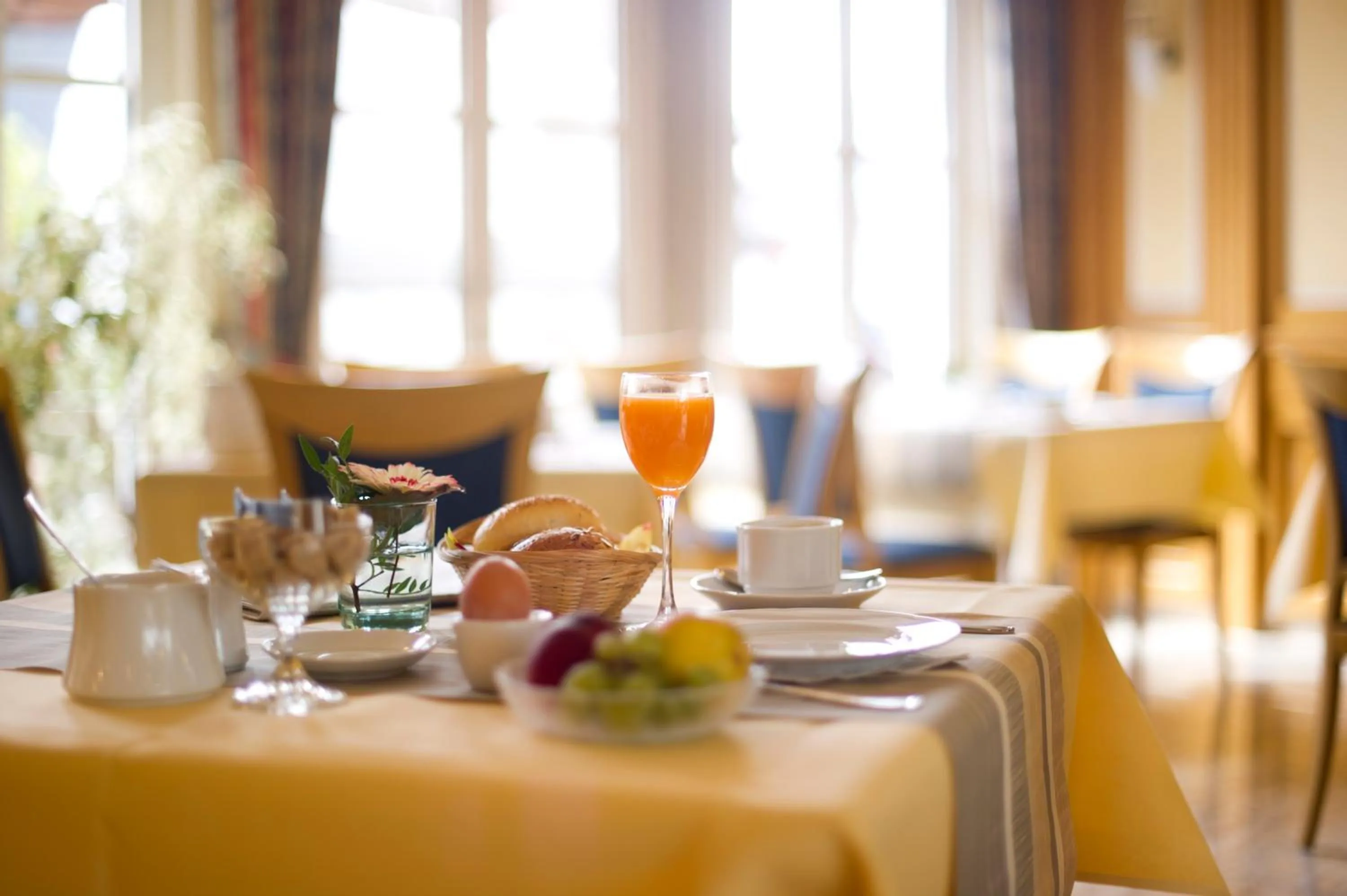 Food and drinks in Göbels Hotel zum Löwen