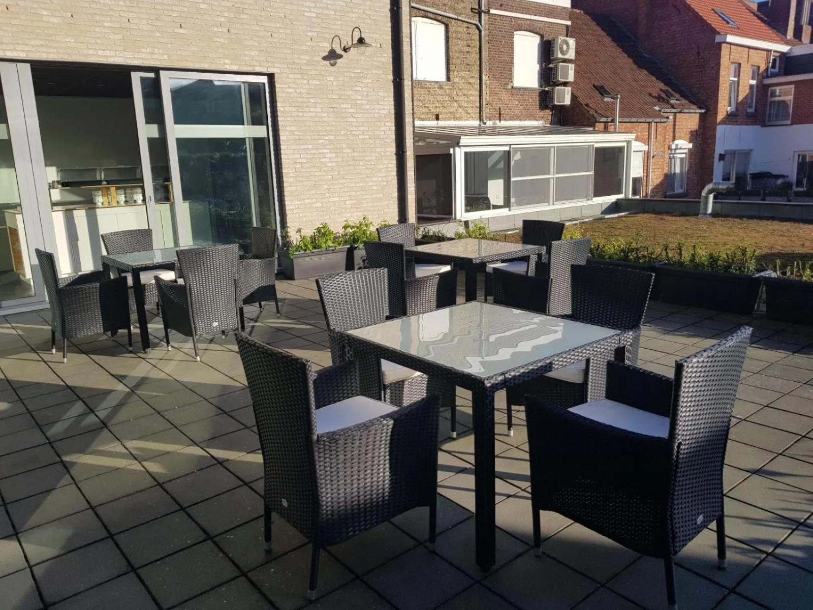 Patio in Hotel O Ieper